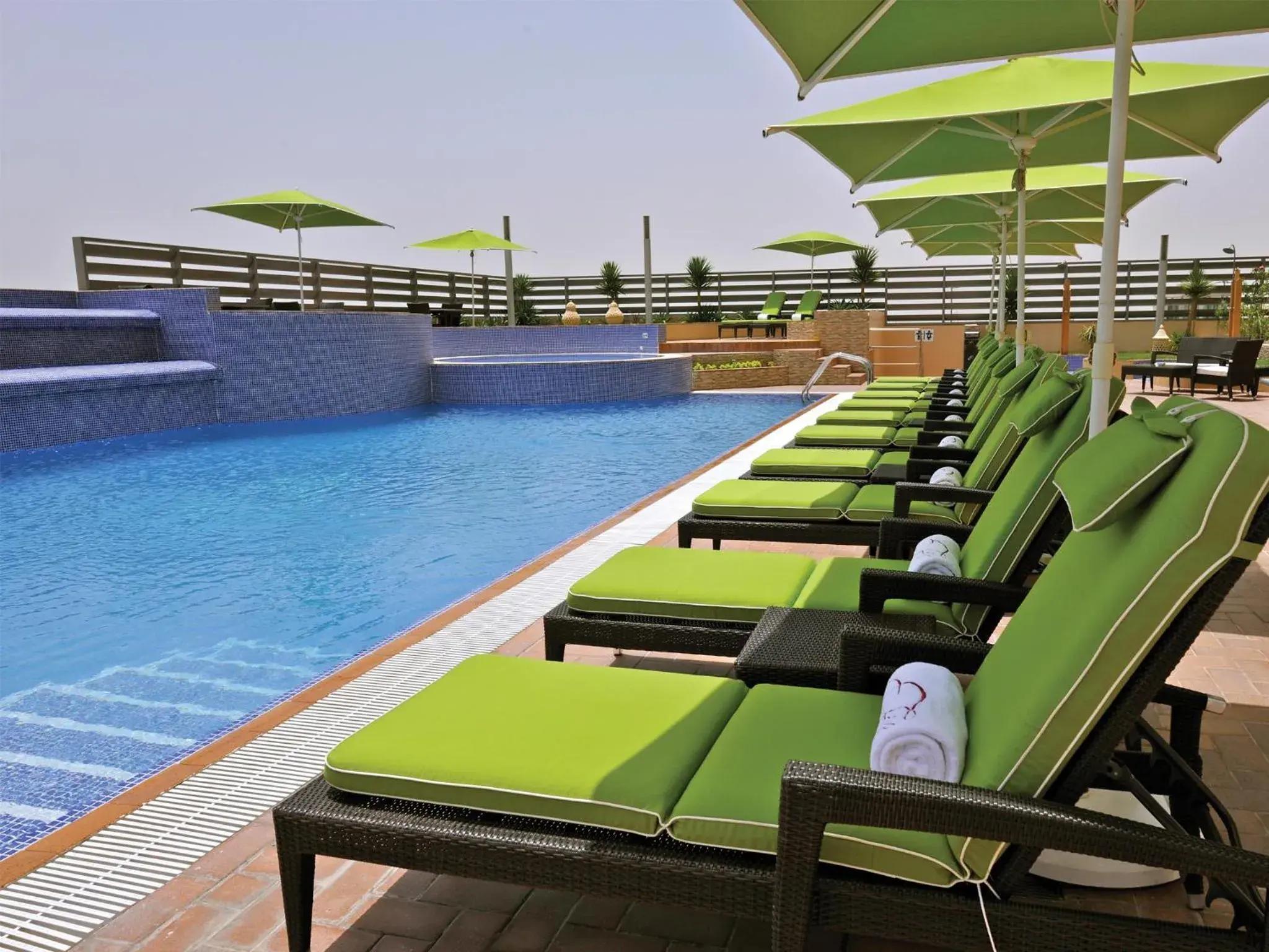 Swimming pool in Fraser Suites Seef Bahrain Swimming pool in Fraser Suites Seef Bahrain
