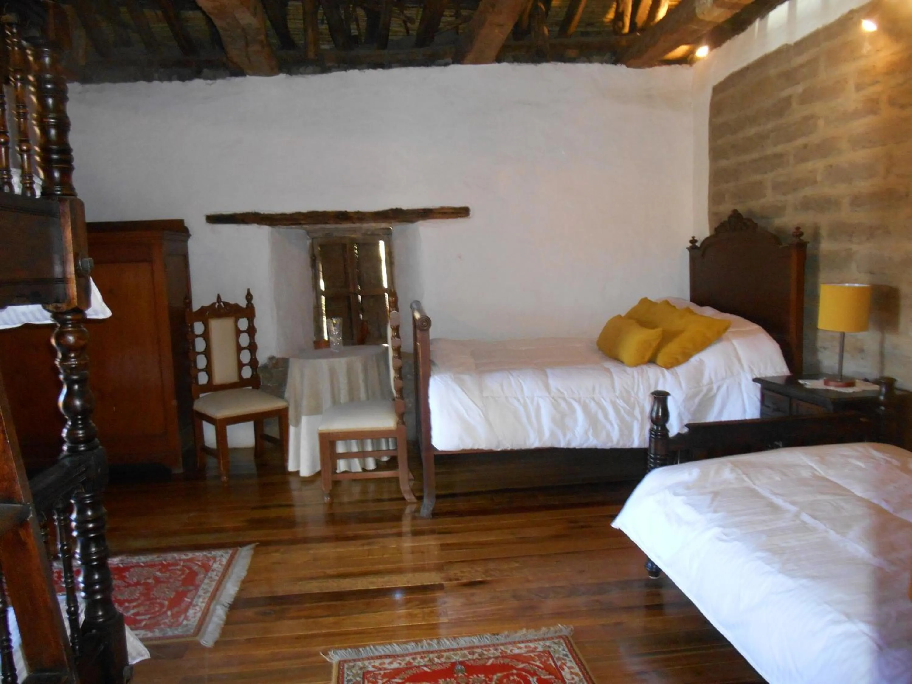Bed in Estancia El Sol