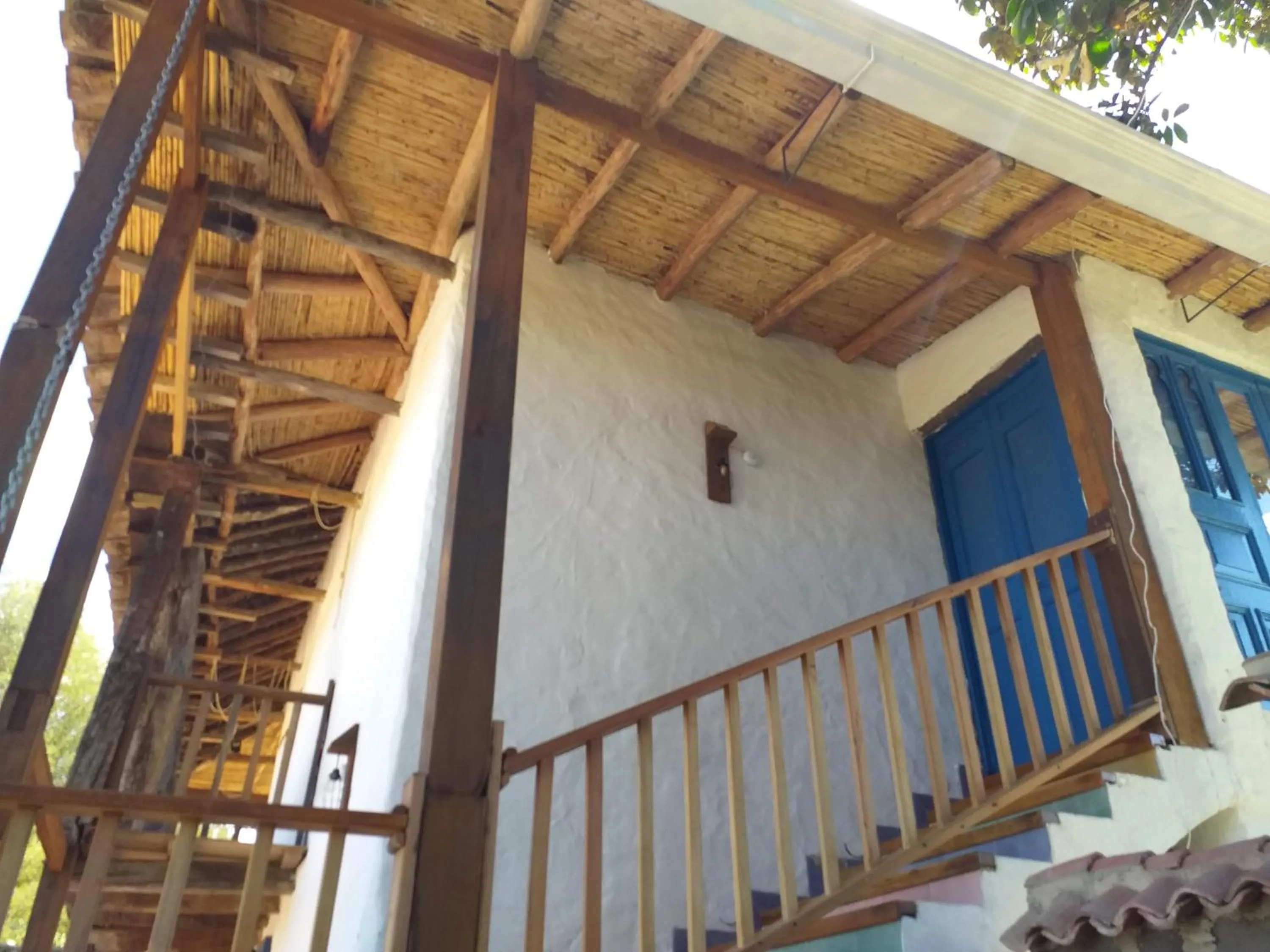 Facade/entrance in Estancia El Sol