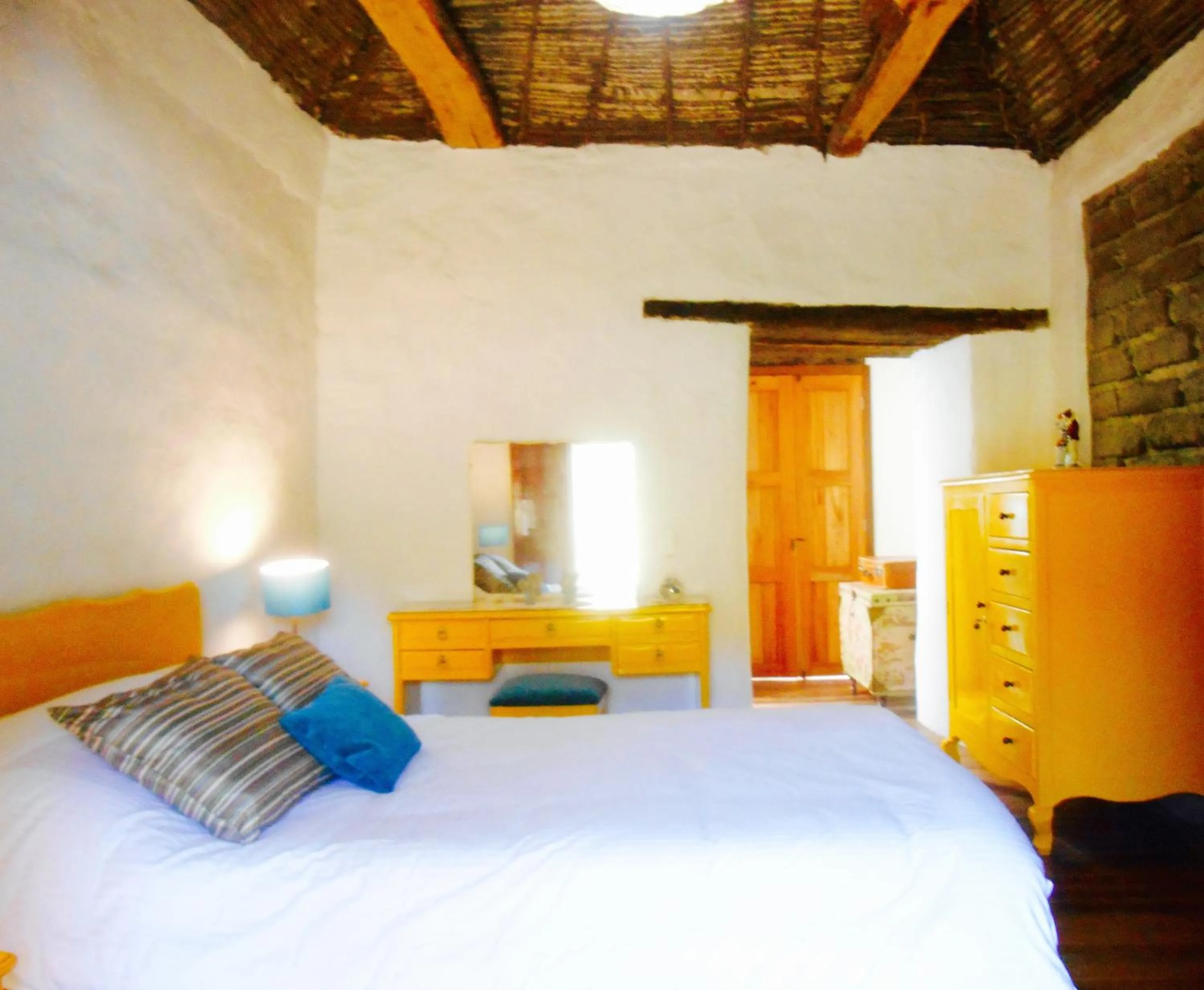 Bed in Estancia El Sol
