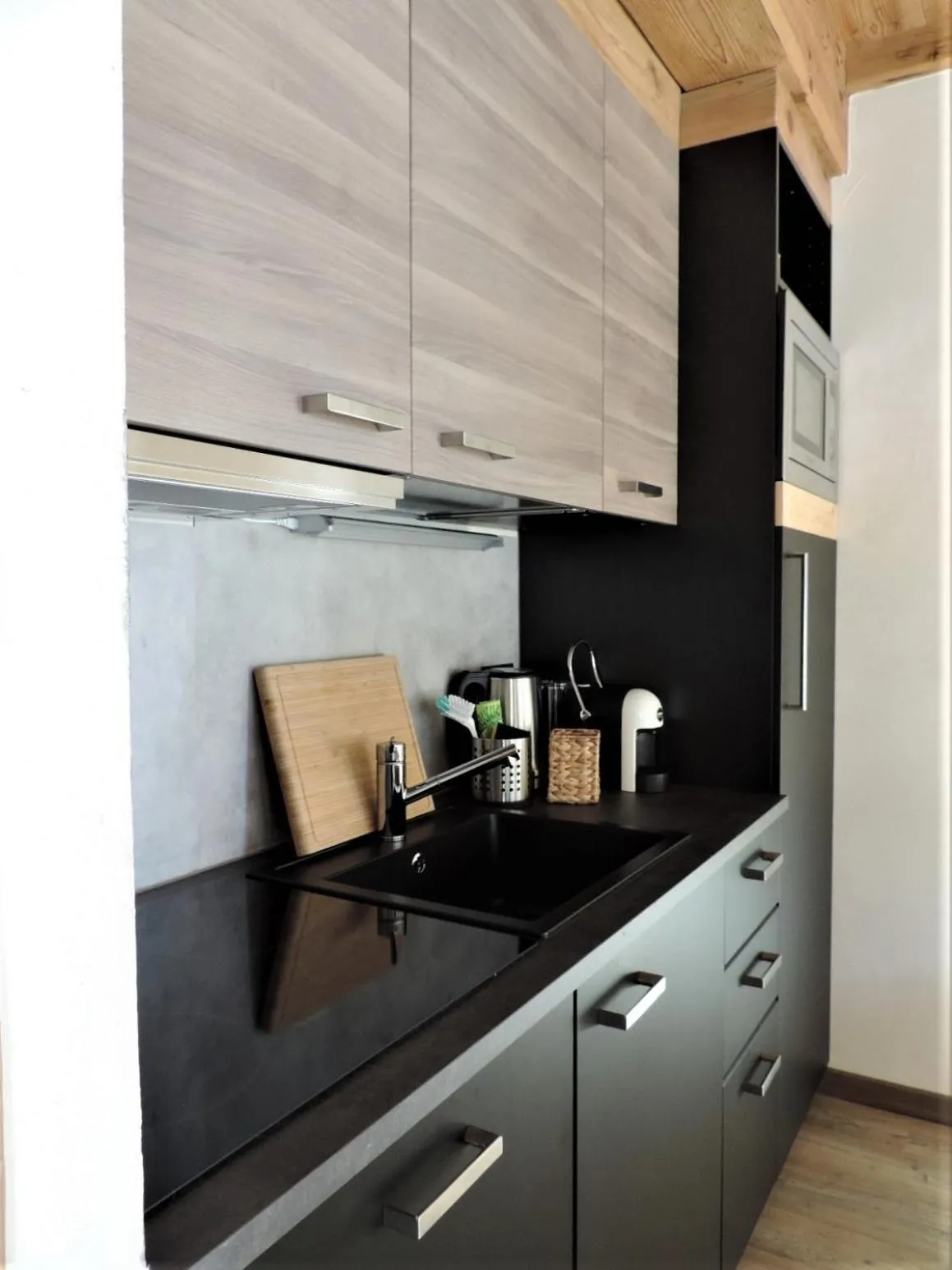 Kitchen or kitchenette in Tilio Chalet