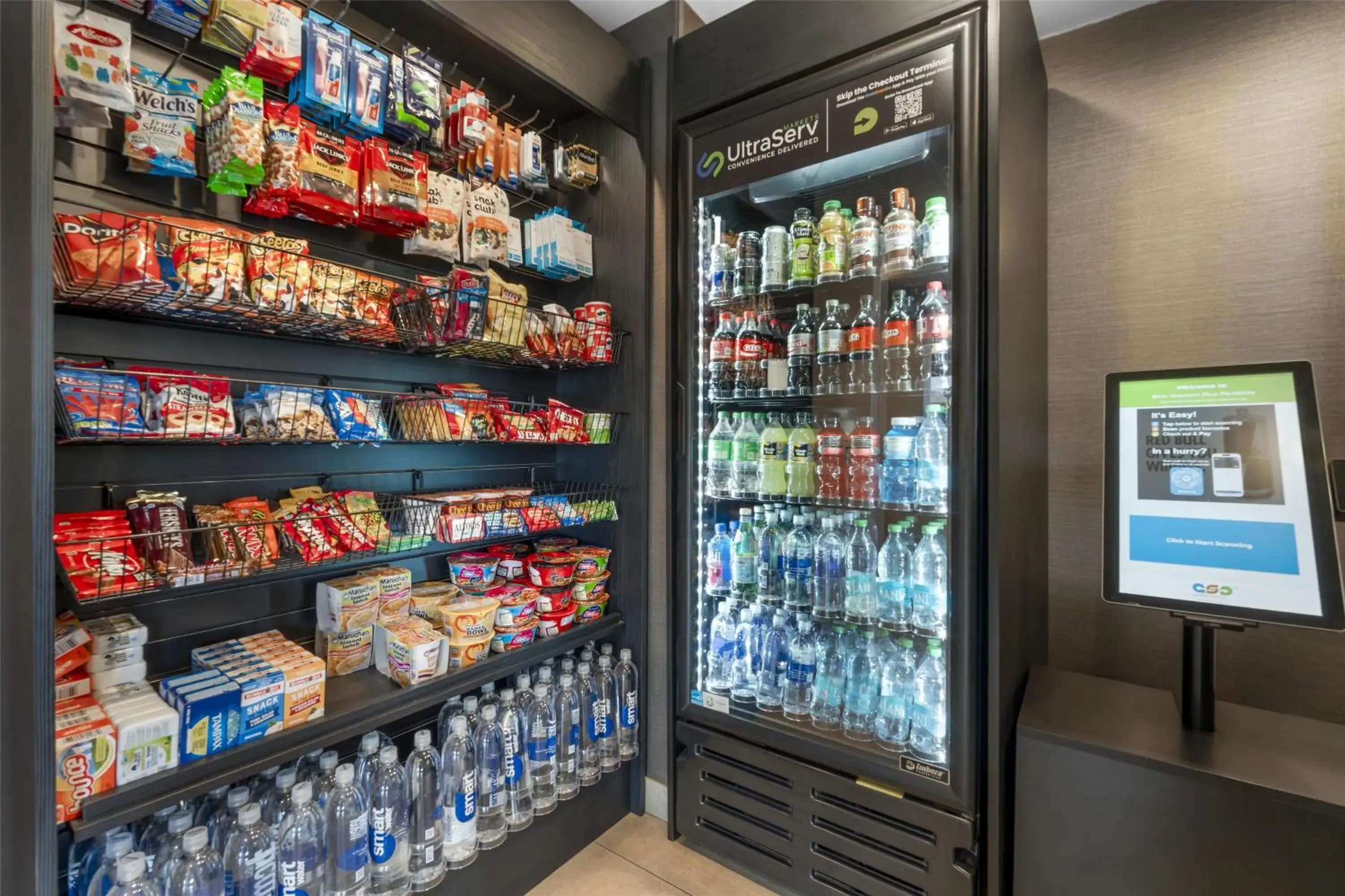 Property building in Best Western Plus Pavilions Property building in Best Western Plus Pavilions