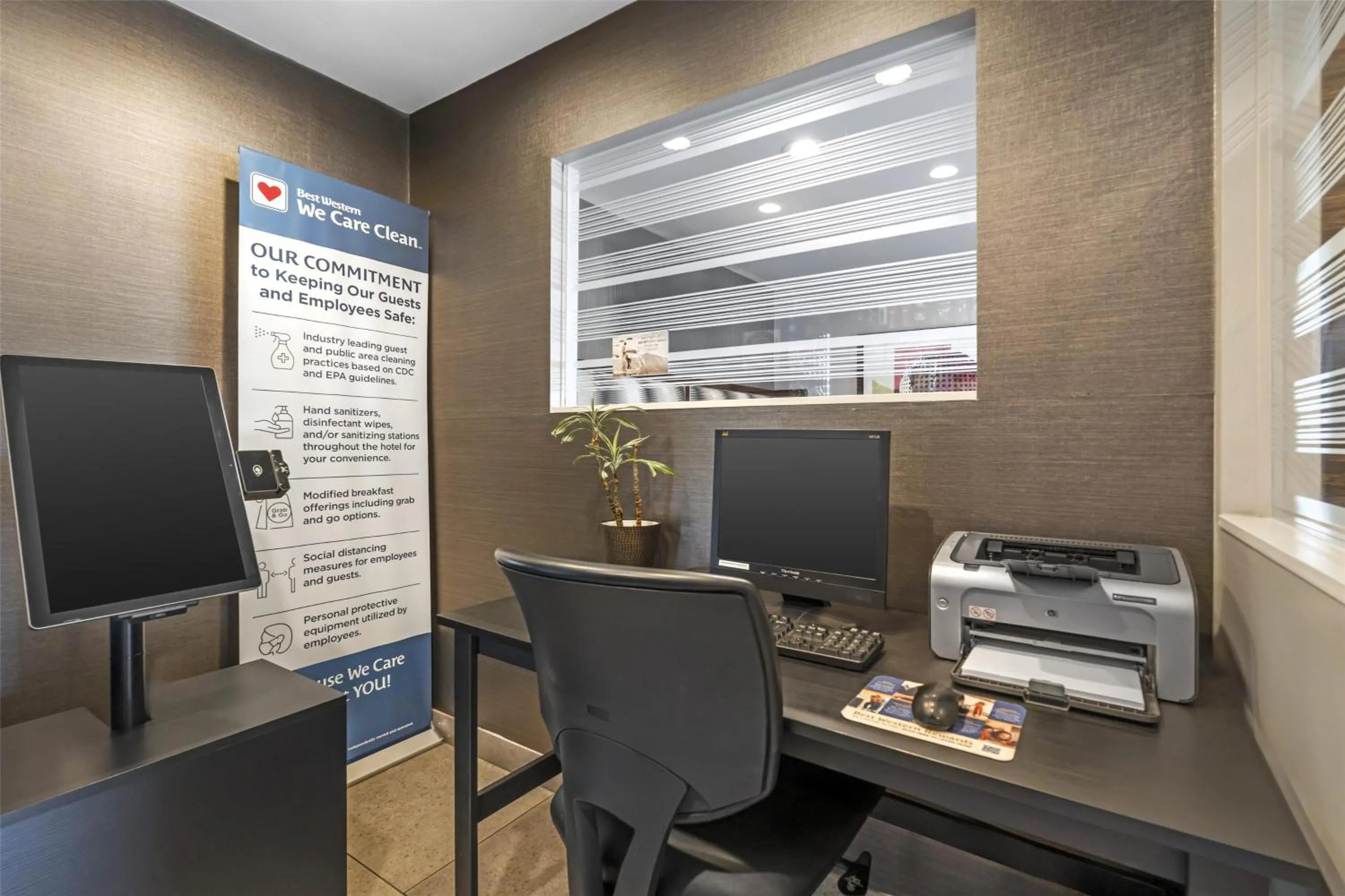 Business facilities in Best Western Plus Pavilions
