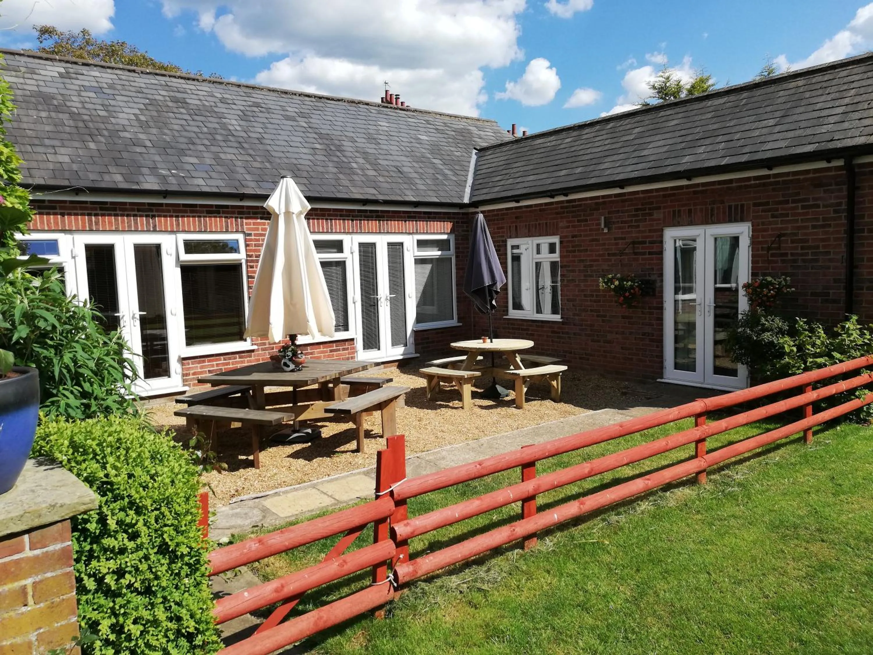 Patio in Glendower Guest Apartments