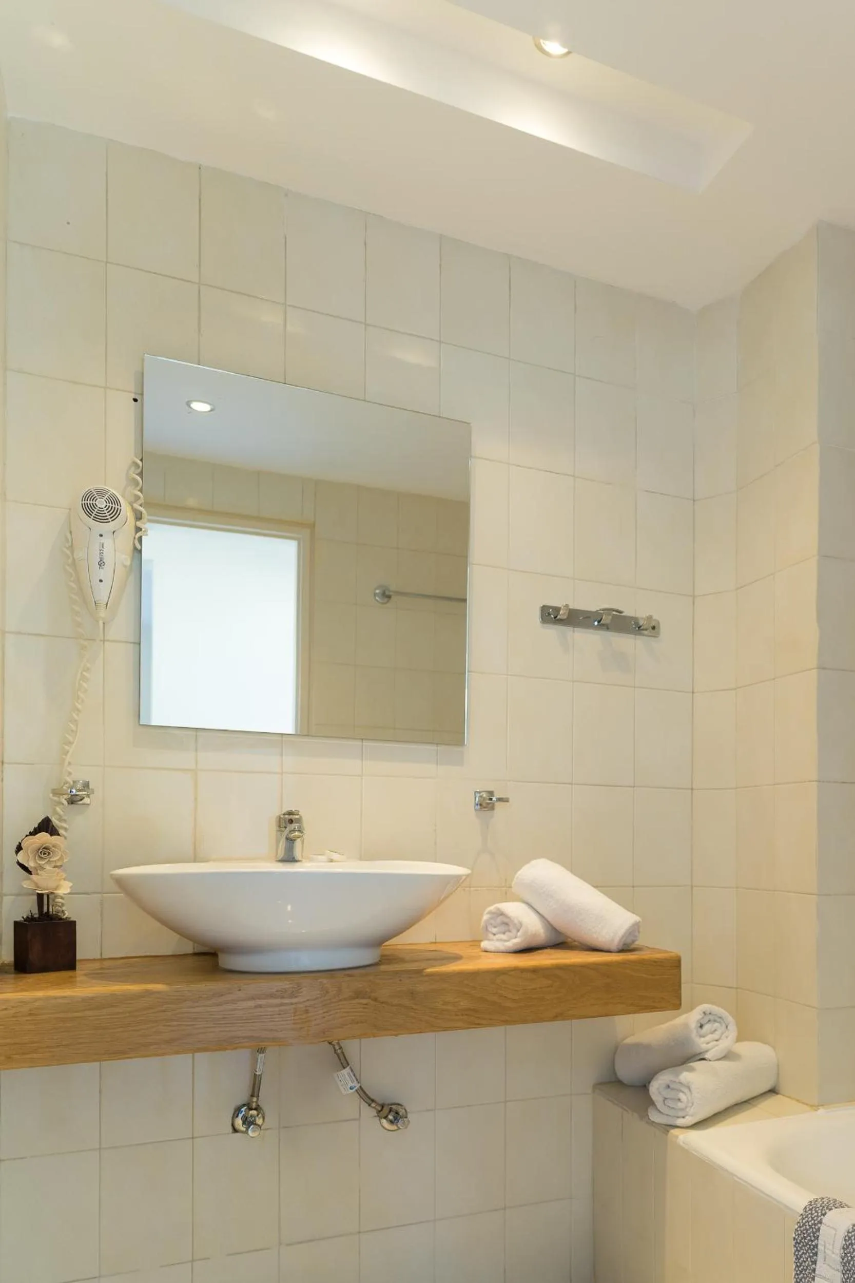 Bathroom in City Center Hotel