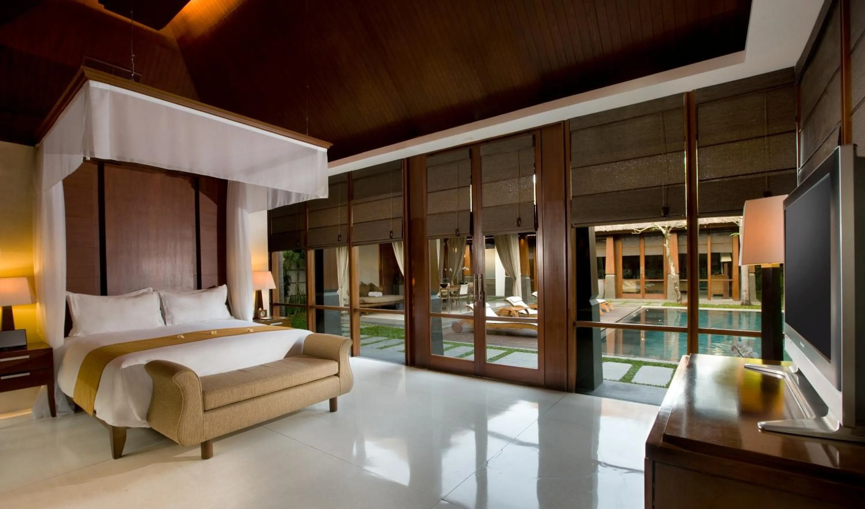 Photo of the whole room in The Kayana