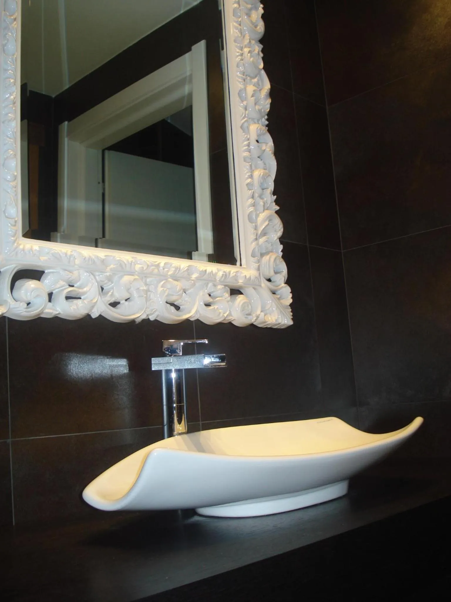 Bathroom in Hotel Chateau Blanc