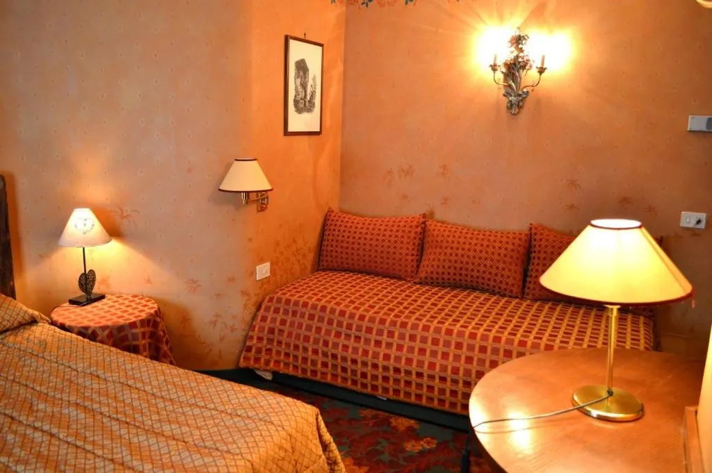 Bedroom, Bed in Hotel Chateau Blanc