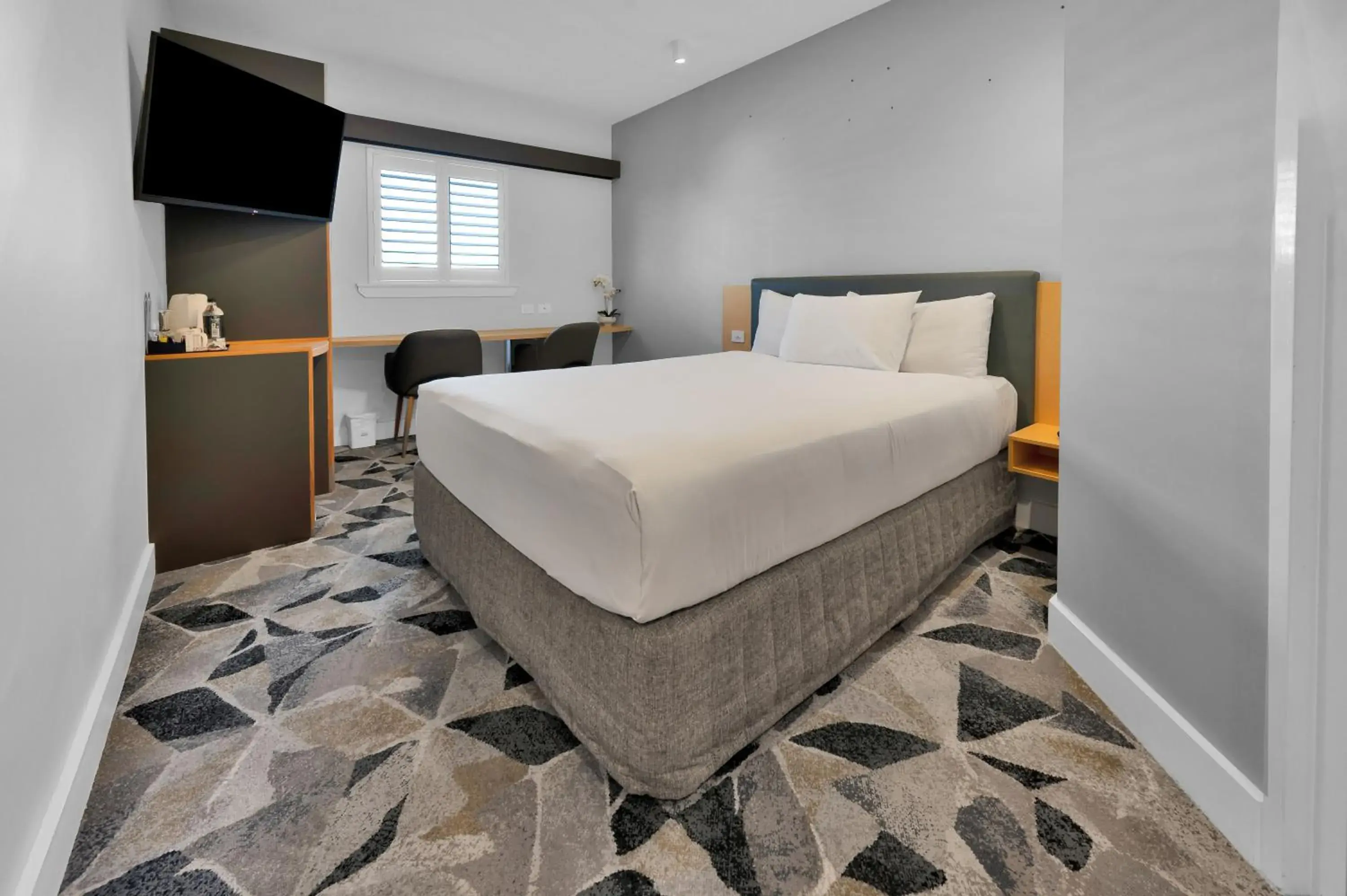 Deluxe Queen Room in The Palmer Collective Deluxe Queen Room in The Palmer Collective