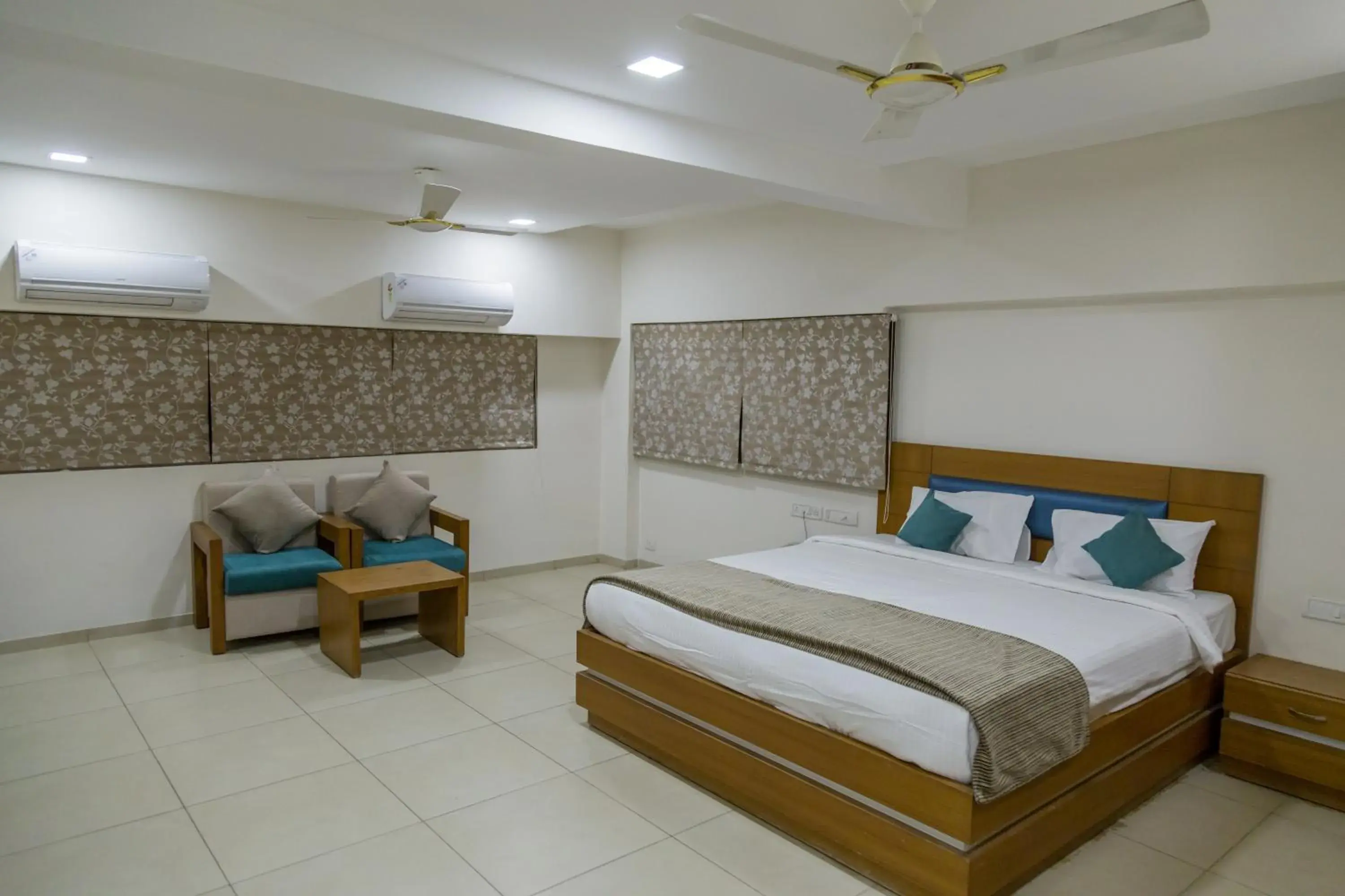 Bedroom, Bed in Ginger Ahmedabad SG Road Bedroom, Bed in Ginger Ahmedabad SG Road