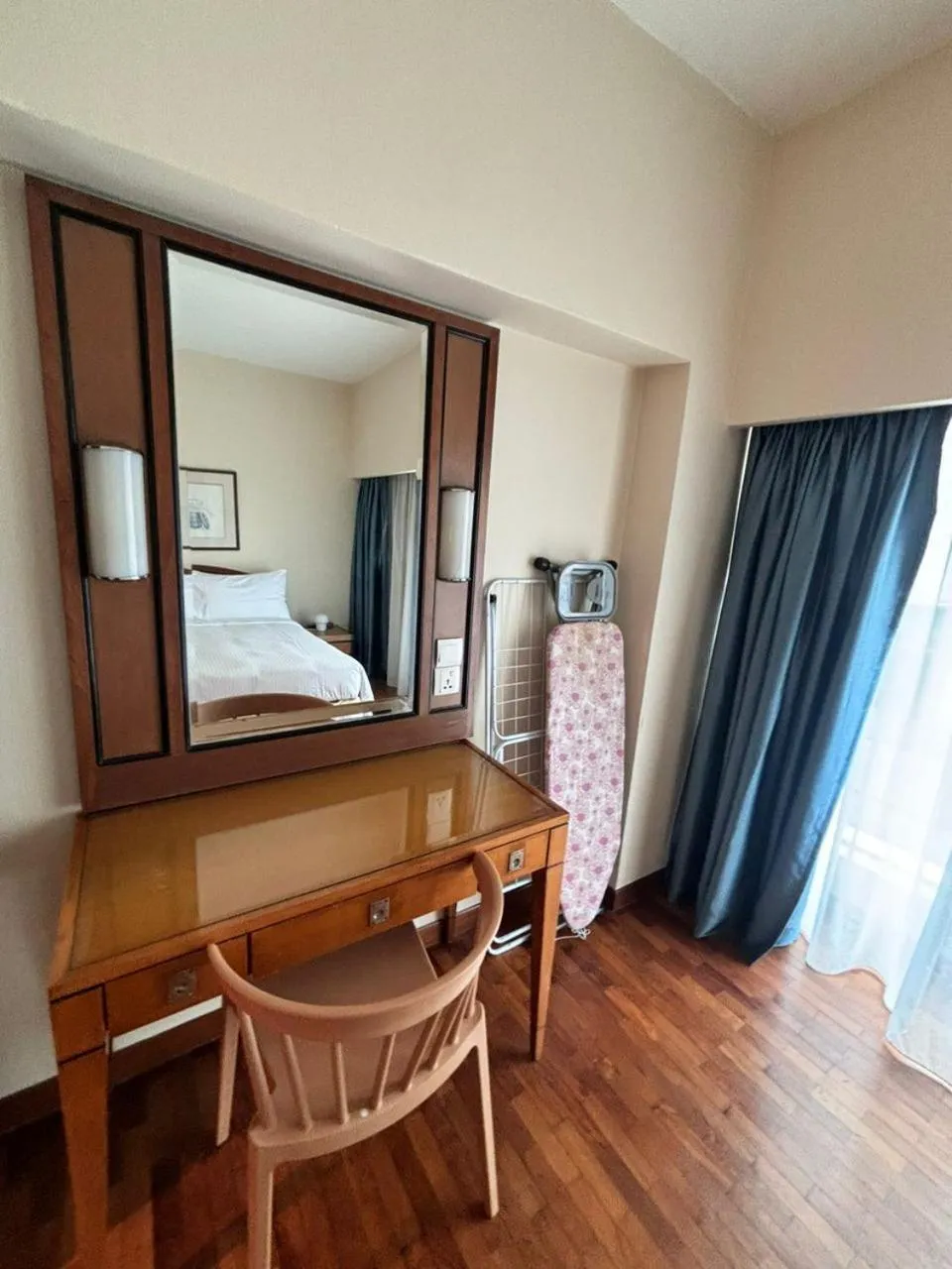 Bedroom, Bed in Orchard Point Serviced Apartments