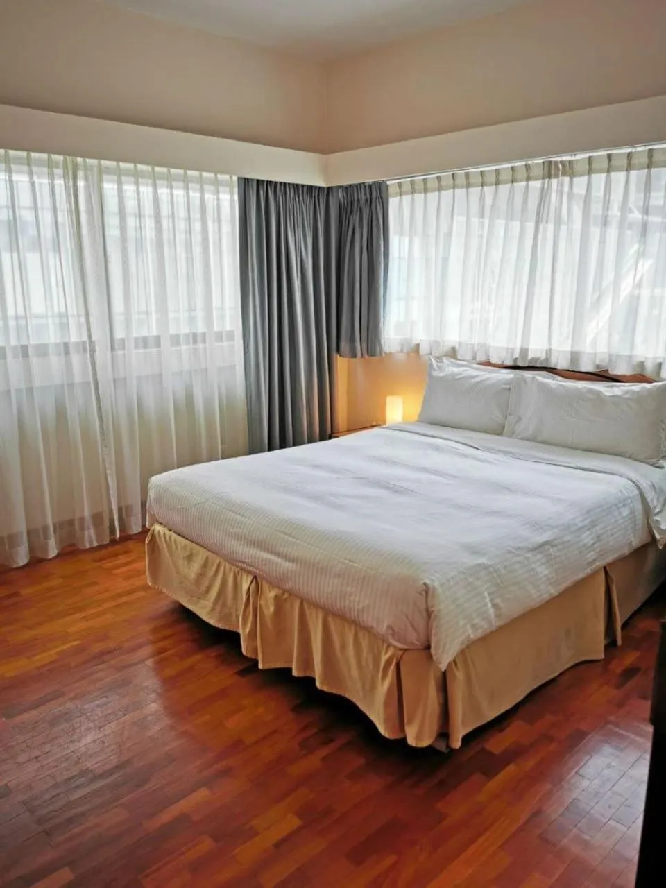Bedroom, Bed in Orchard Point Serviced Apartments