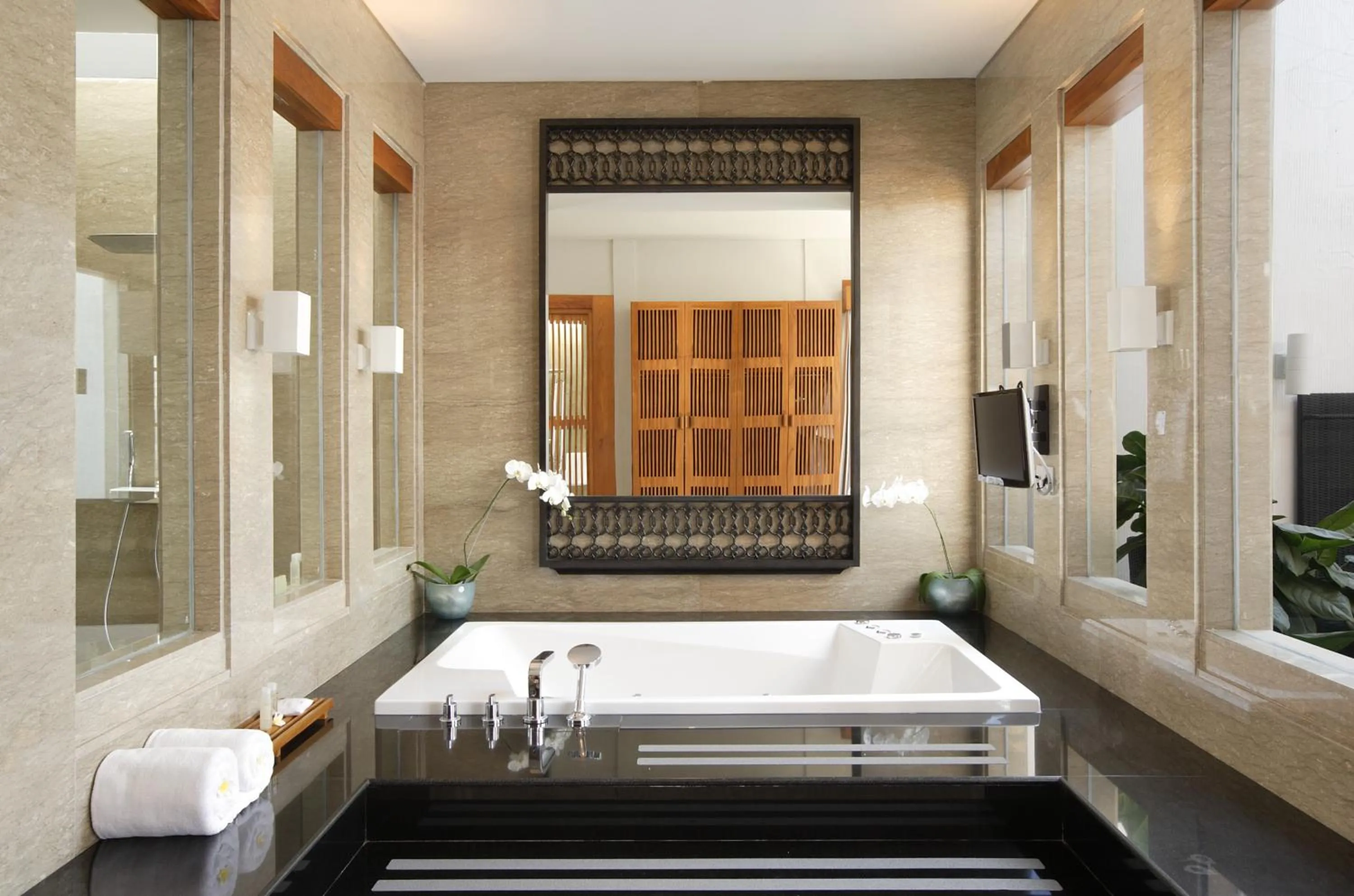 Bathroom, Bed in The Samaya Seminyak Bali