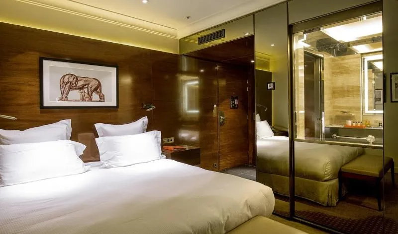 Photo of the whole room, Bed in Hotel Montaigne