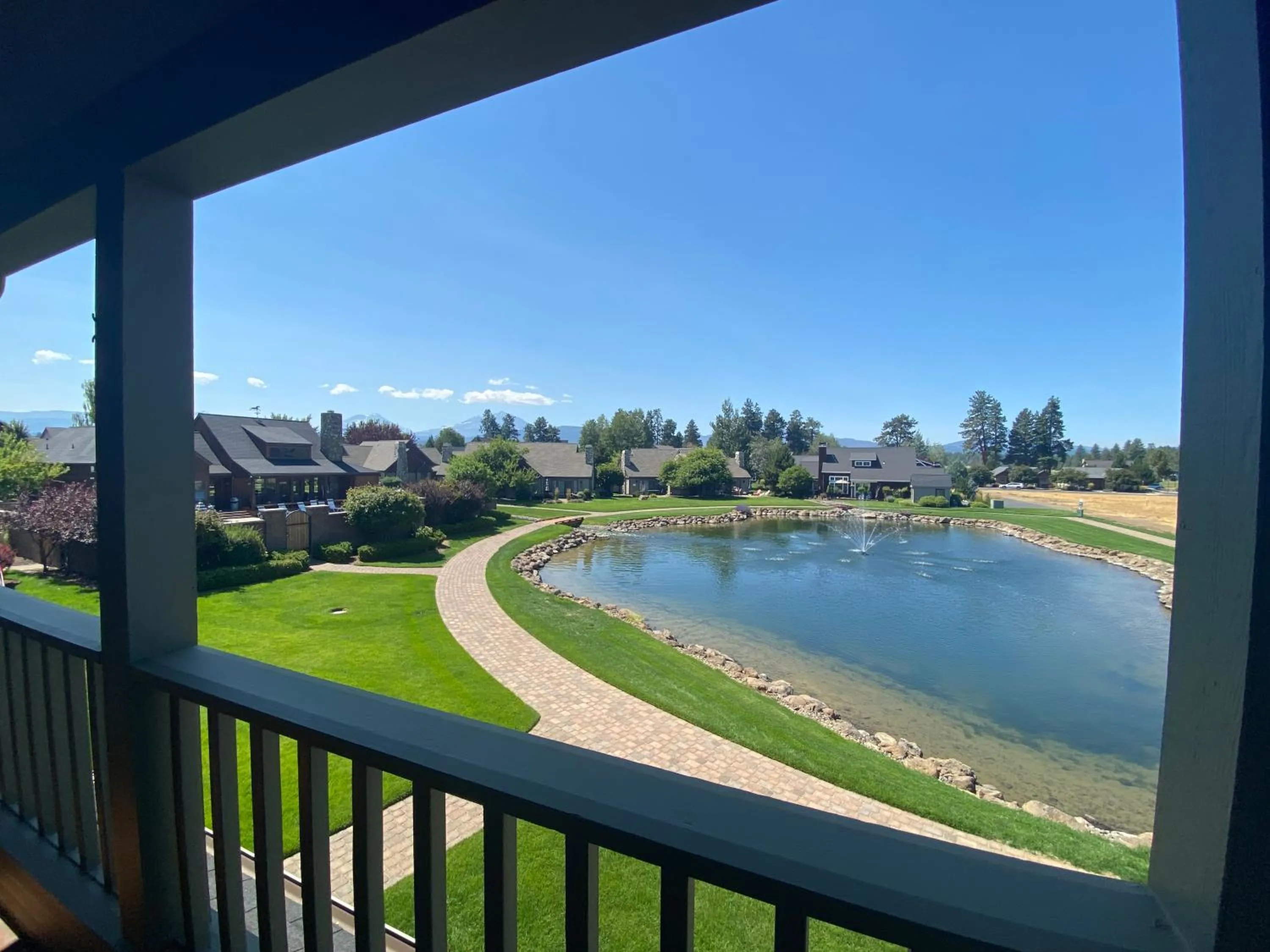 Property building in Riley`s Mountain View