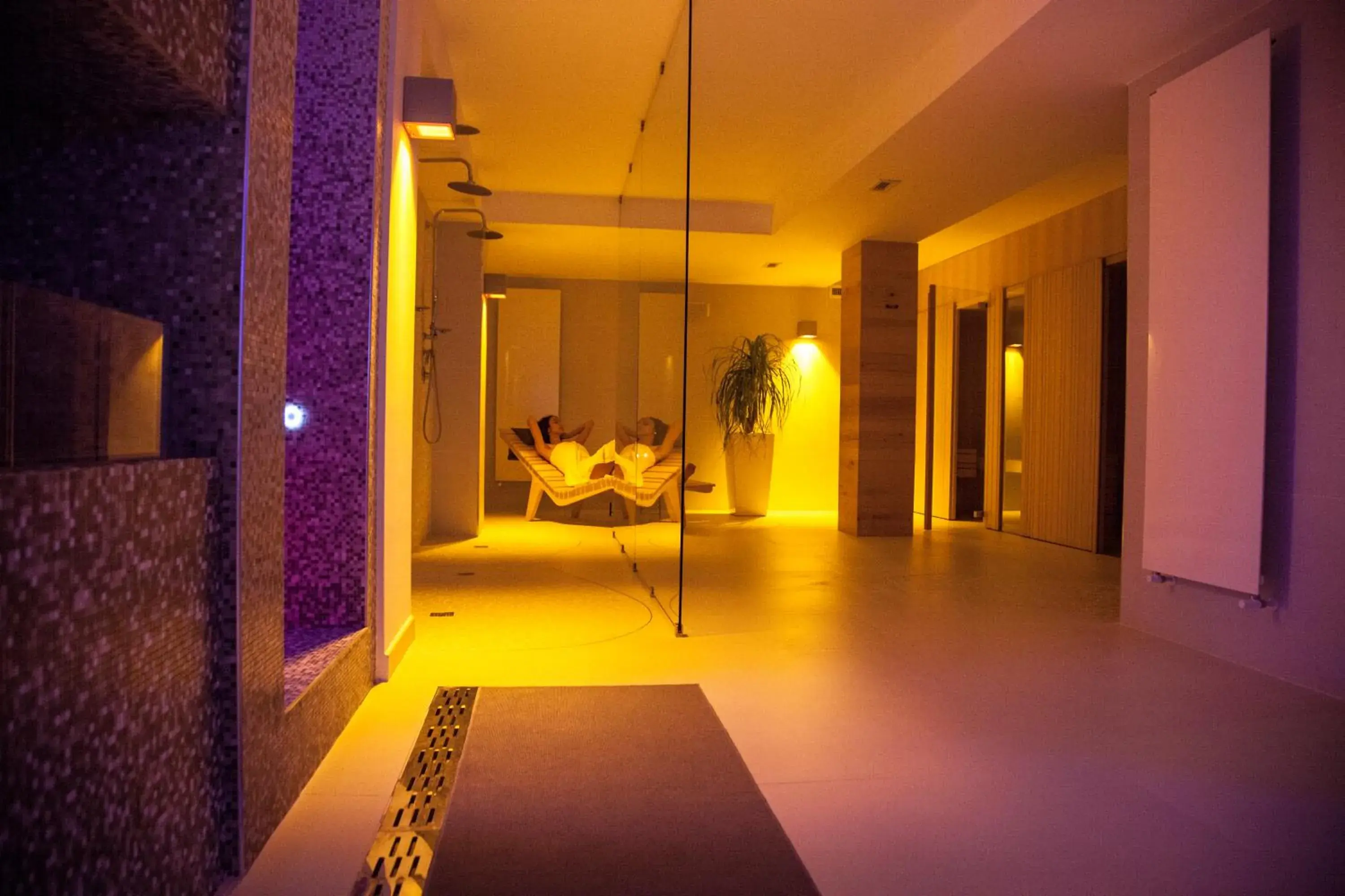 Spa and wellness centre/facilities in L' Araba Fenice Hotel & Resort Spa and wellness centre/facilities in L' Araba Fenice Hotel & Resort