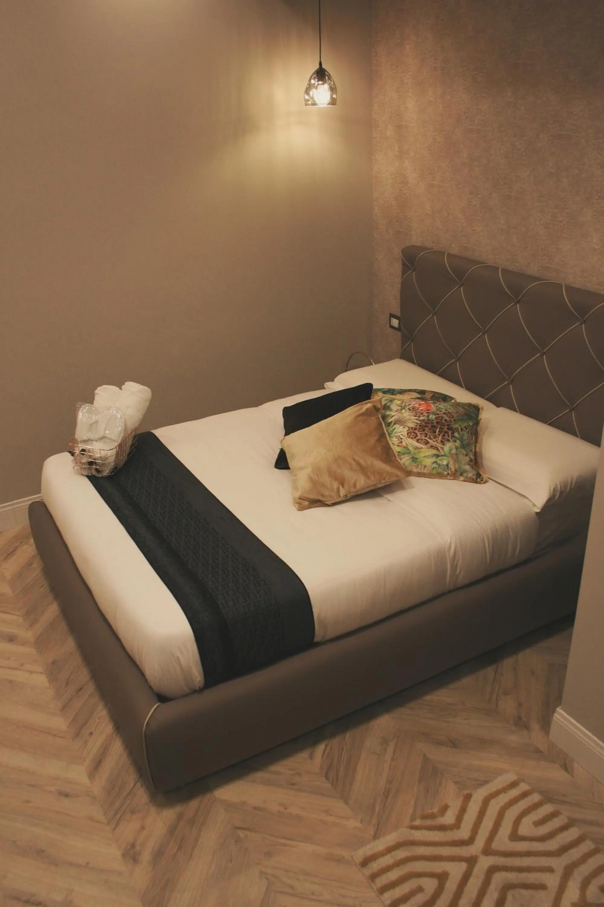 Bedroom, Bed in Hotel Roma Vaticano