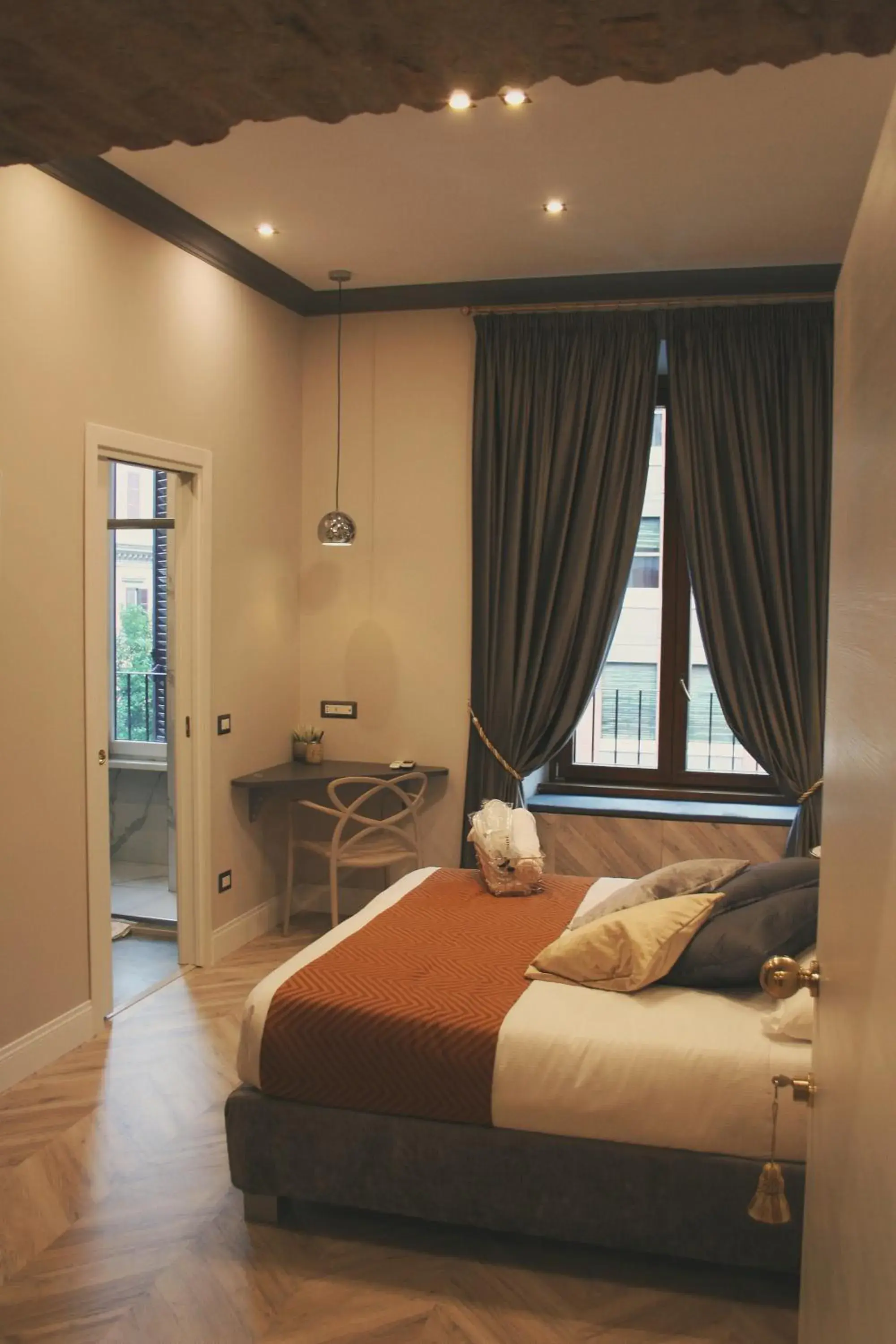 Bedroom, Bed in Hotel Roma Vaticano Bedroom, Bed in Hotel Roma Vaticano