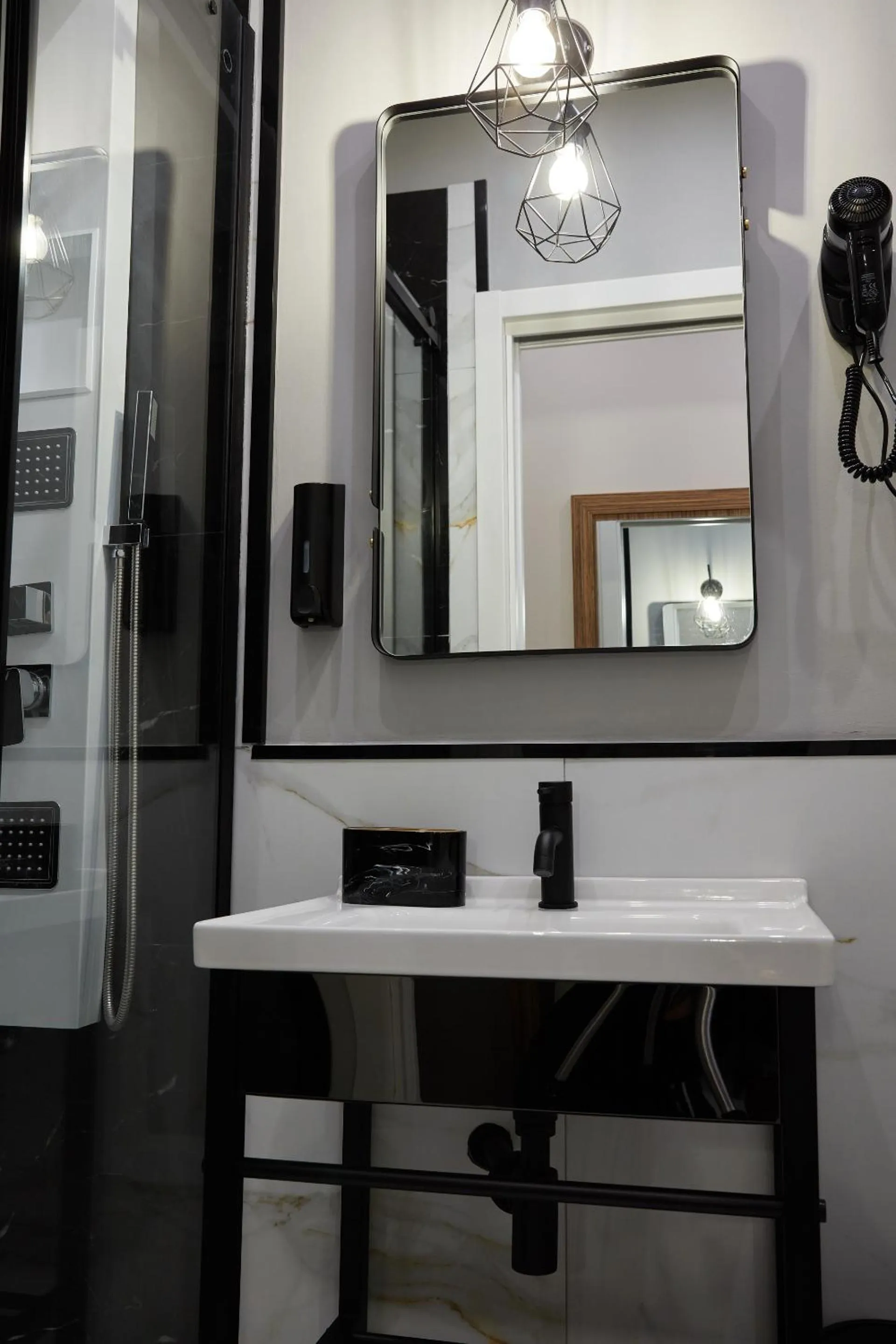 Bathroom in Hotel Roma Vaticano