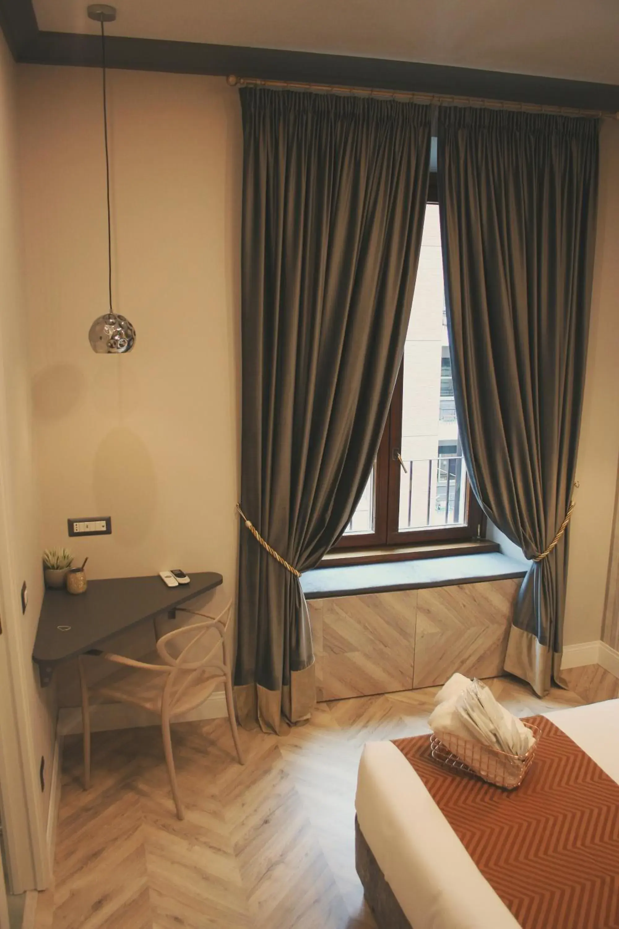 Bedroom, Bed in Hotel Roma Vaticano Bedroom, Bed in Hotel Roma Vaticano