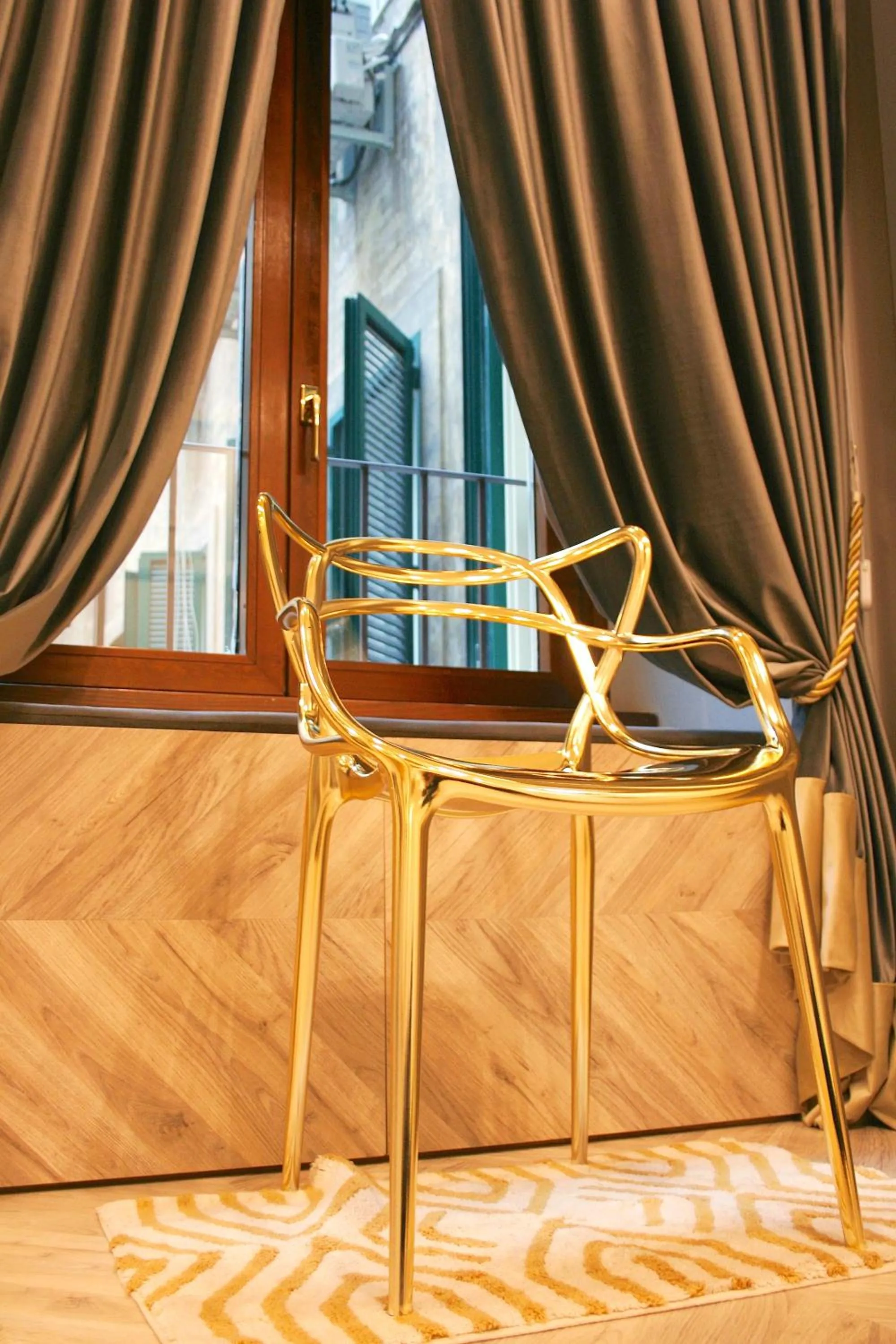 Decorative detail in Hotel Roma Vaticano