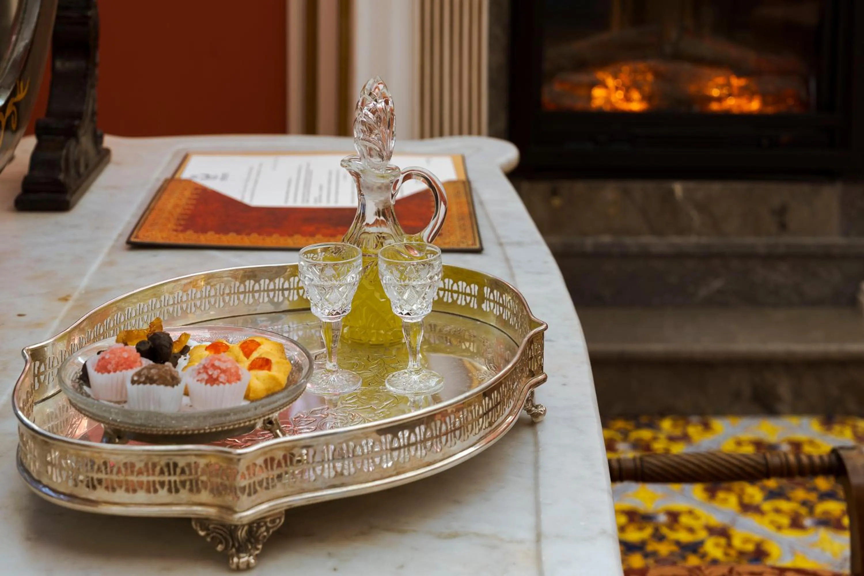 Food and drinks in Palazzo Arone dei Baroni di Valentino