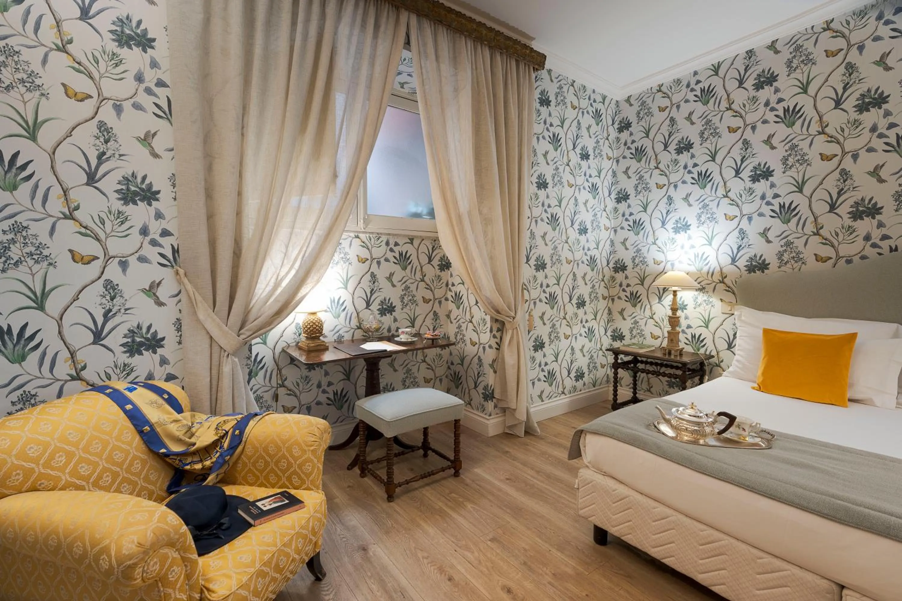 Bedroom, Bed in Palazzo Arone dei Baroni di Valentino