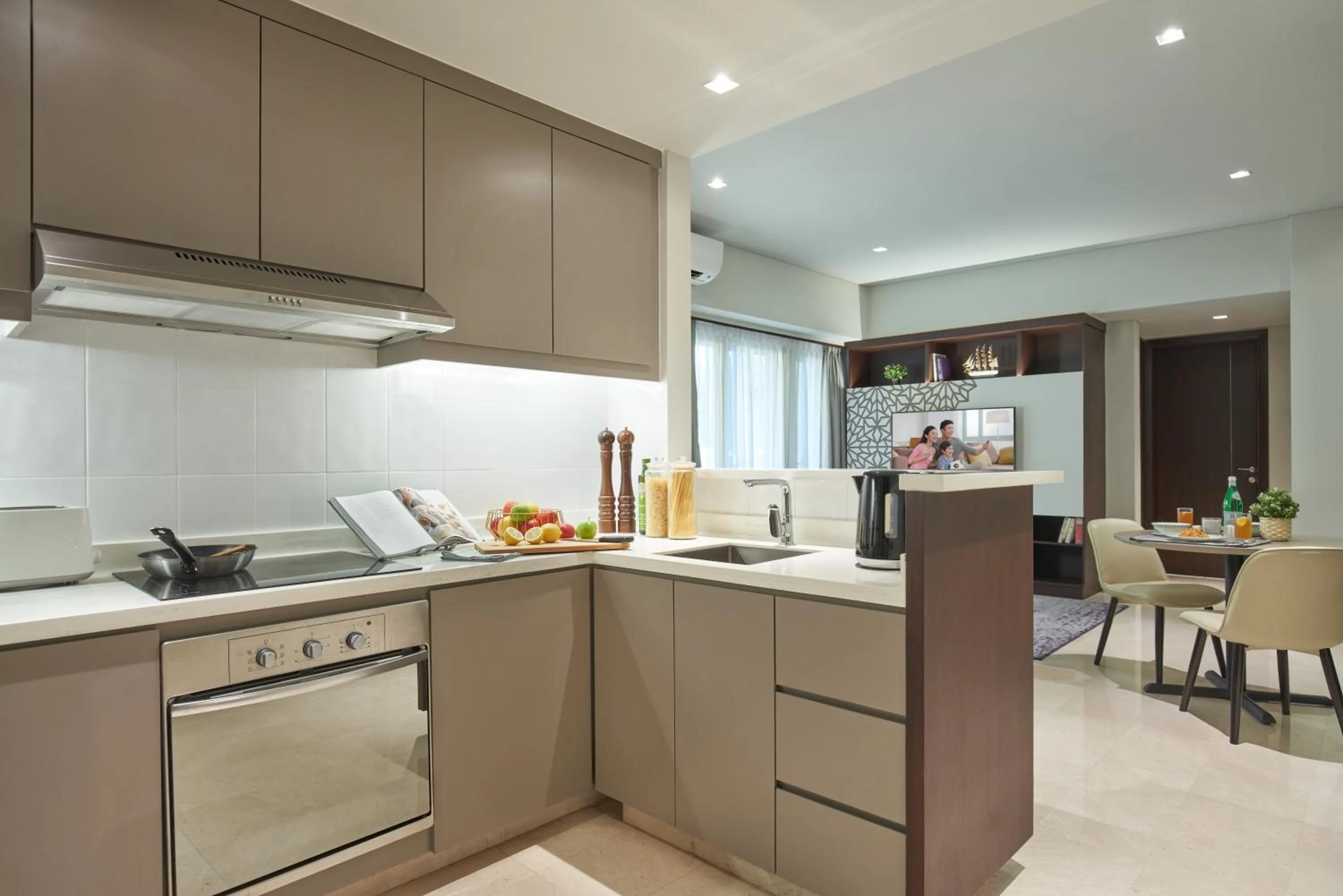 Kitchen or kitchenette in Somerset Bencoolen Singapore