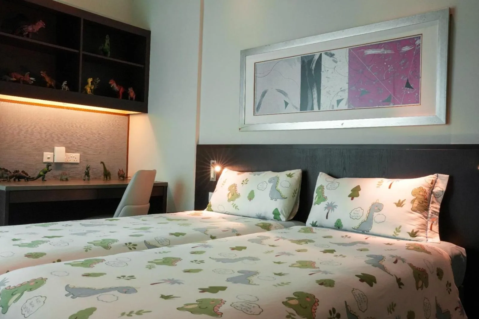 children, Bed in Somerset Bencoolen Singapore