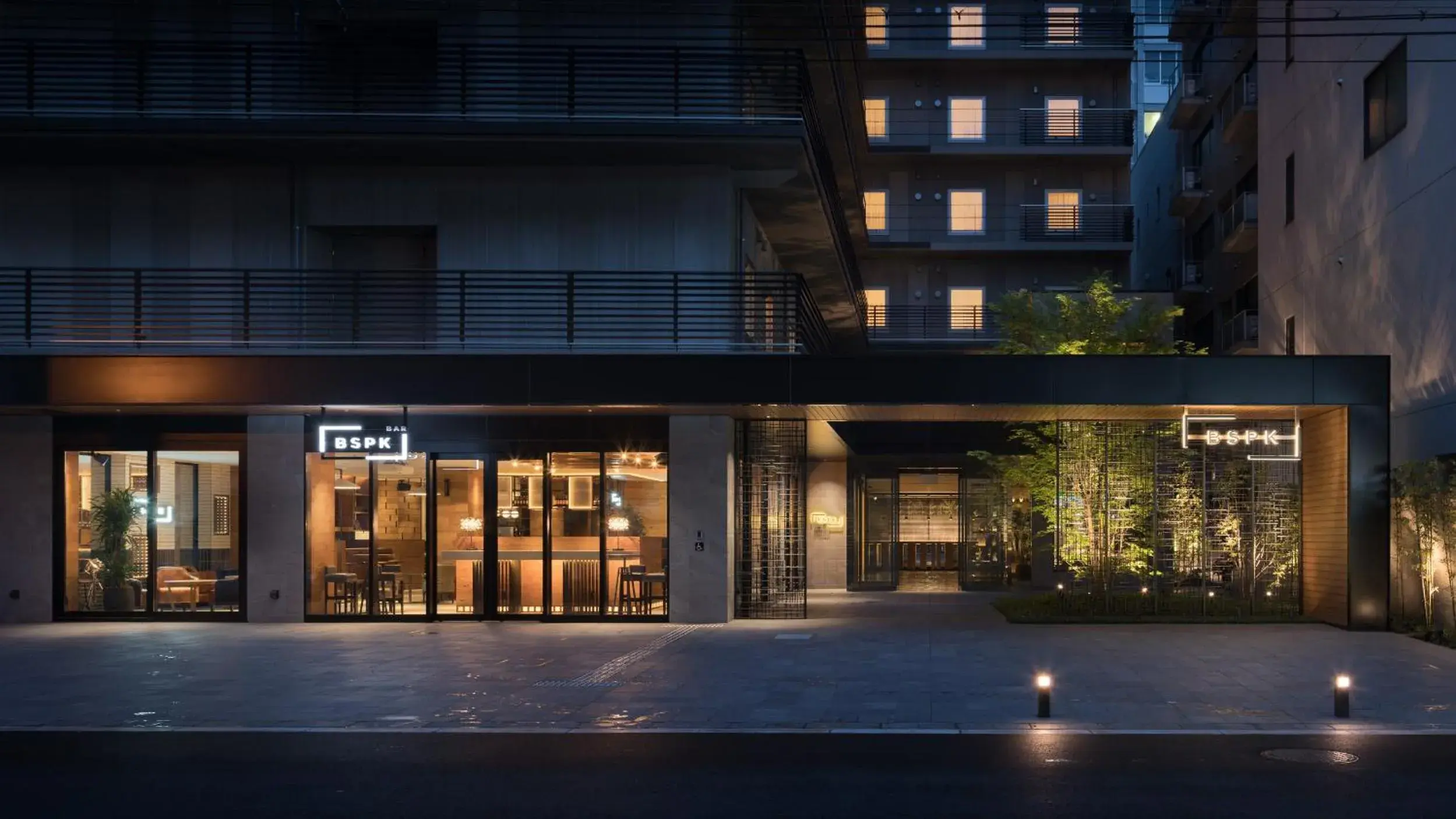 Facade/entrance in Bespoke Hotel Shinsaibashi Facade/entrance in Bespoke Hotel Shinsaibashi