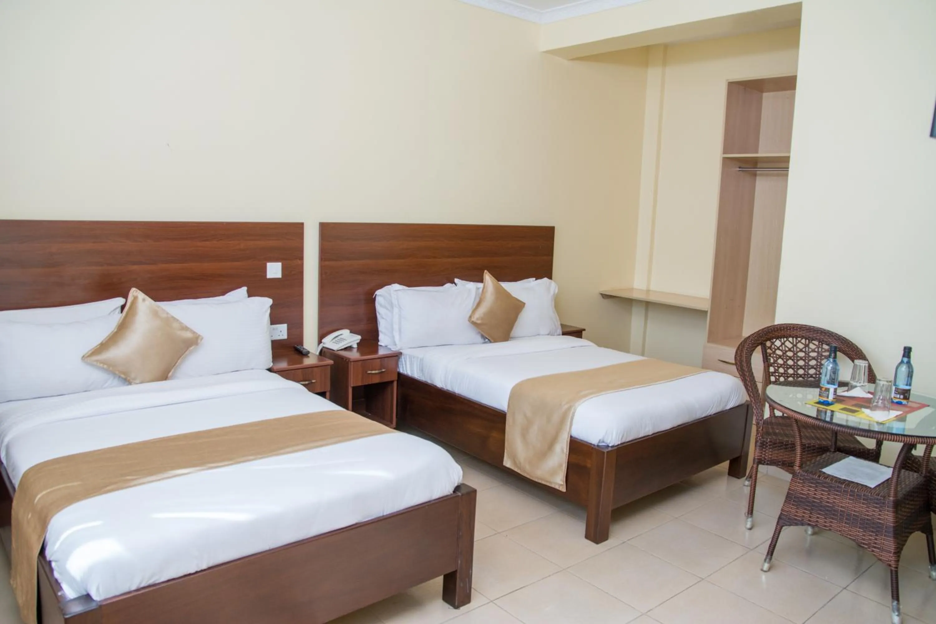 Photo of the whole room, Bed in Delfirm Hotel