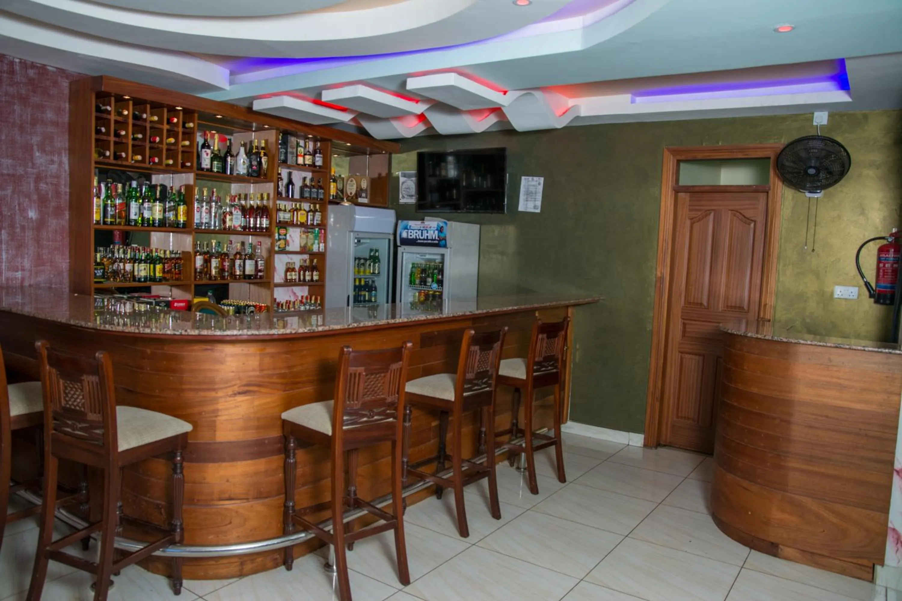 Lounge or bar in Delfirm Hotel