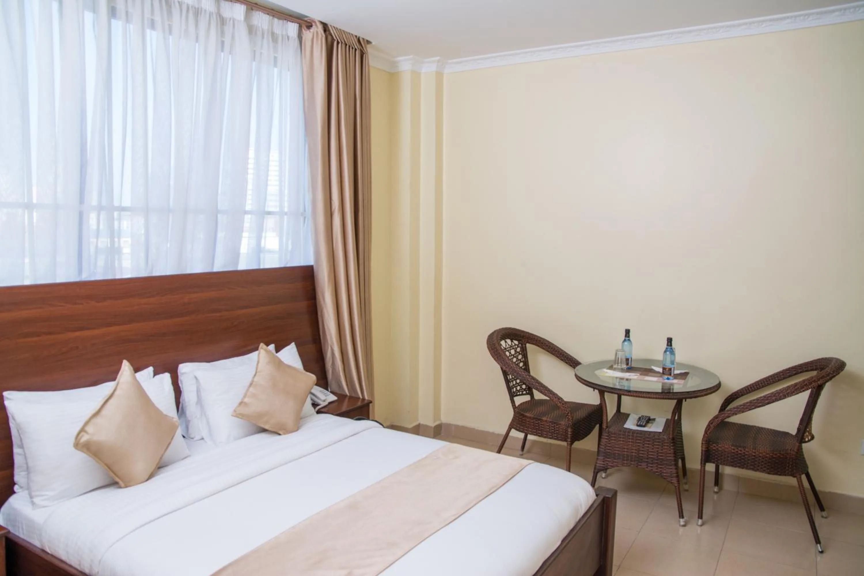 Bed in Delfirm Hotel