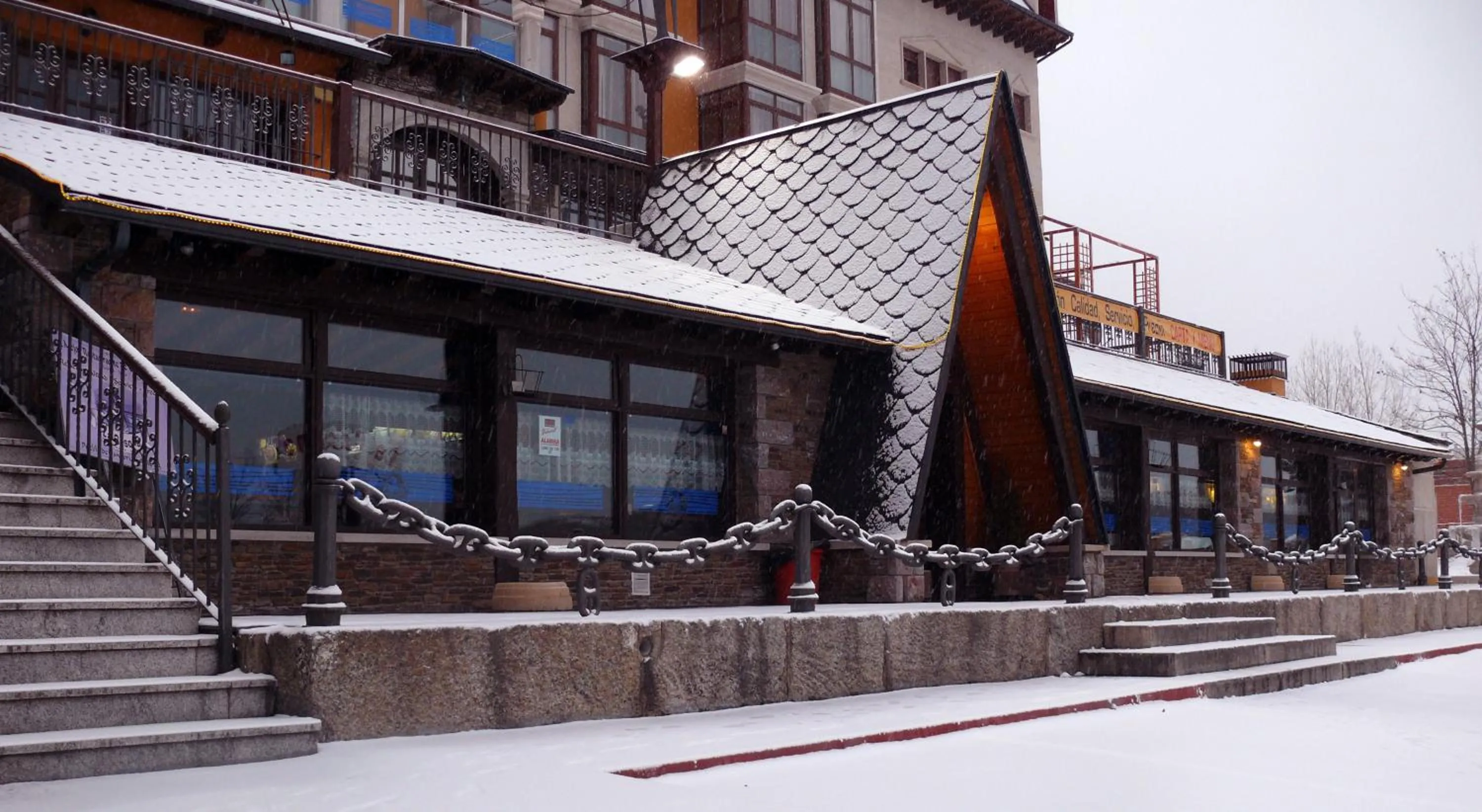 Facade/entrance in Hotel Gran Casona de Sanabria