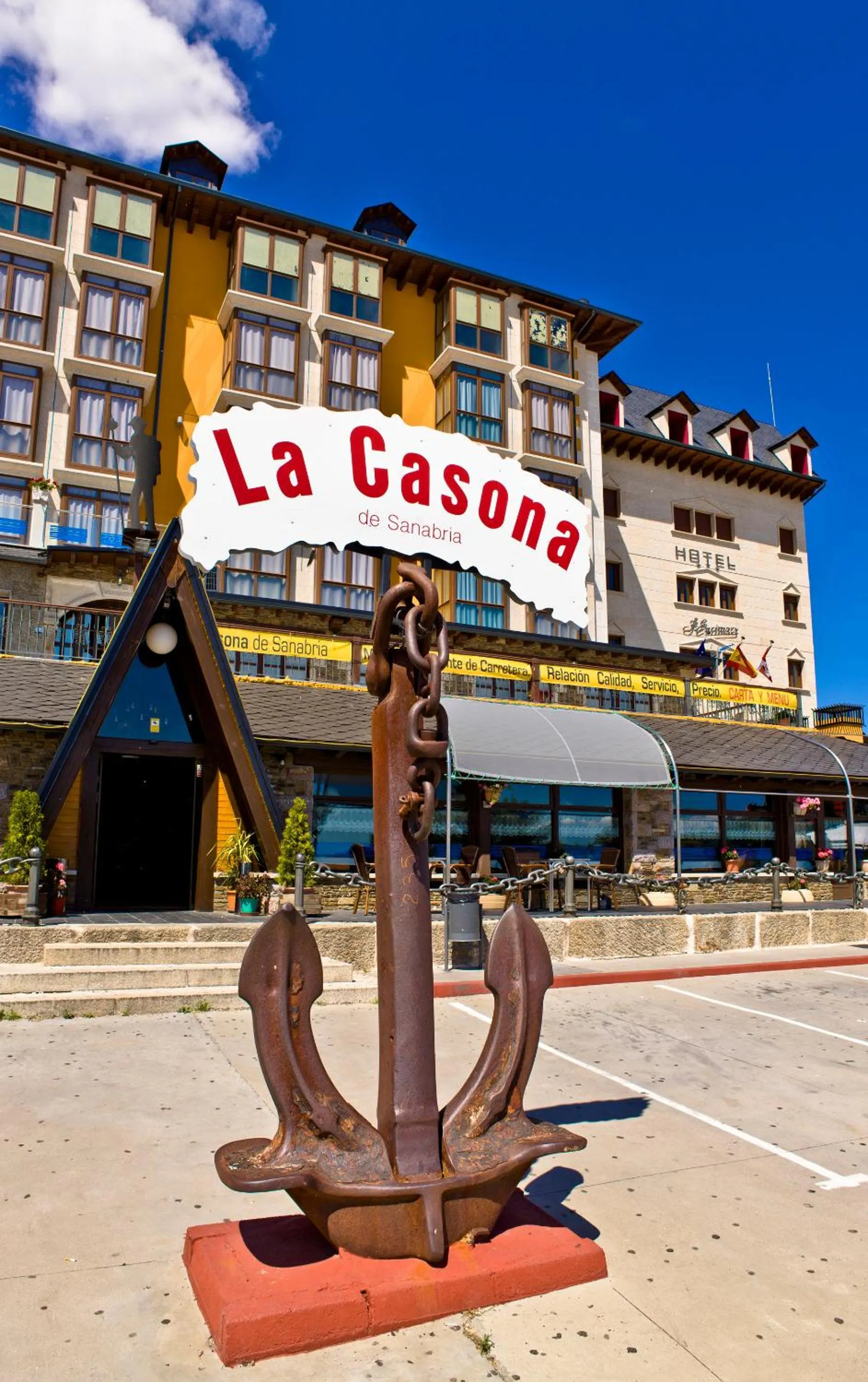 Property building in Hotel Gran Casona de Sanabria