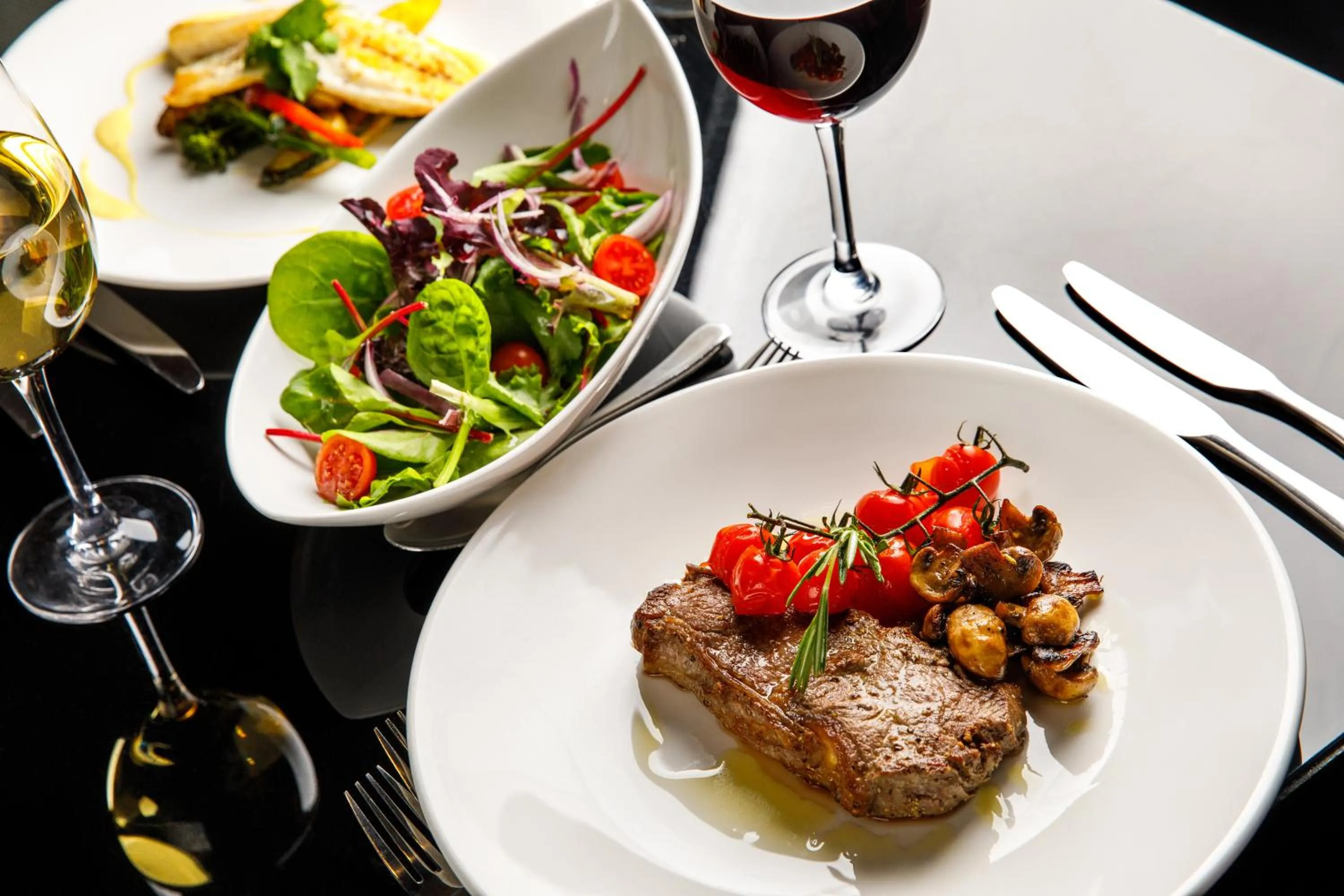 Food and drinks in Radisson Blu Hotel, Cardiff