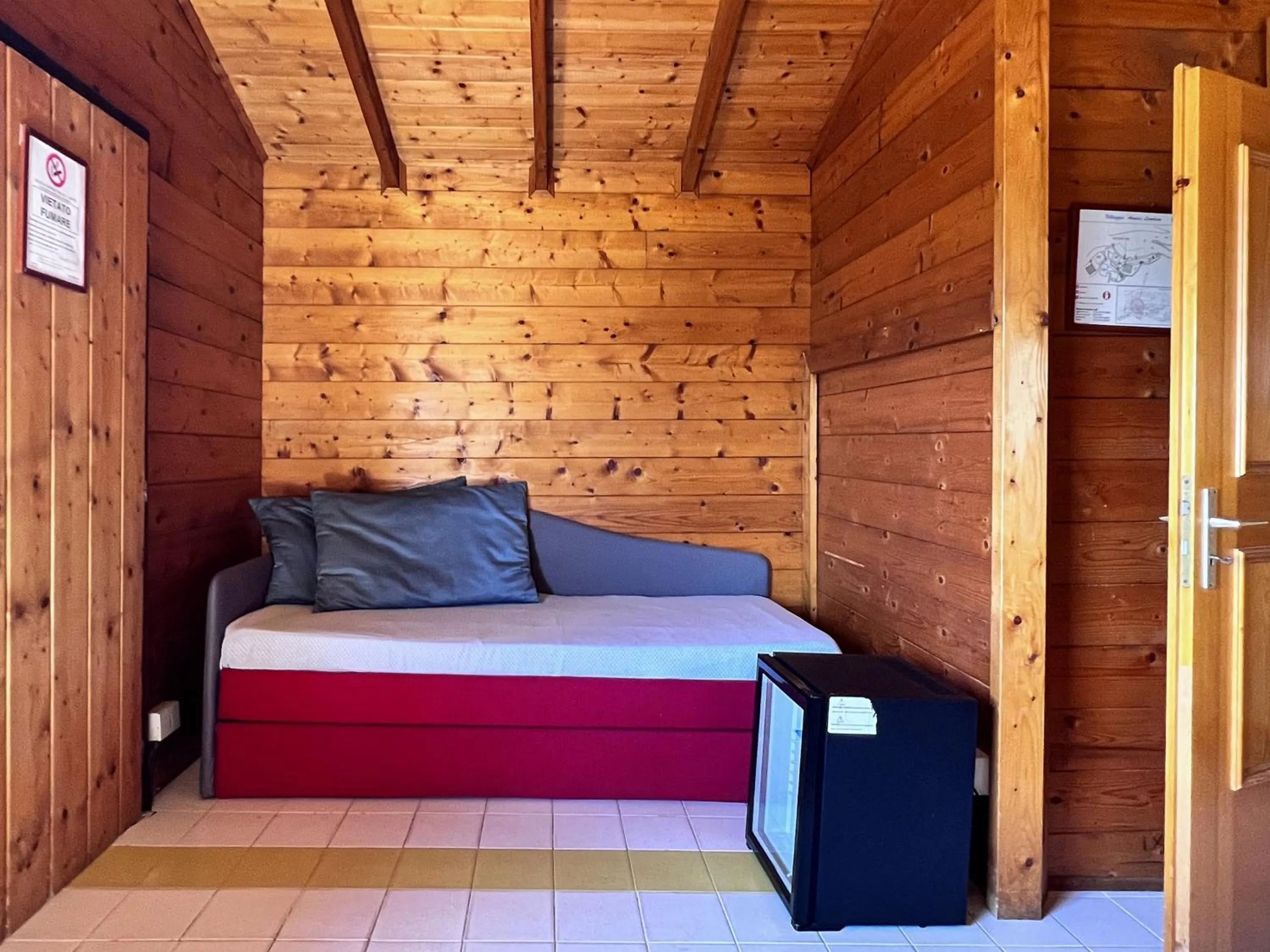 Bed in Aeneas' Landing Resort