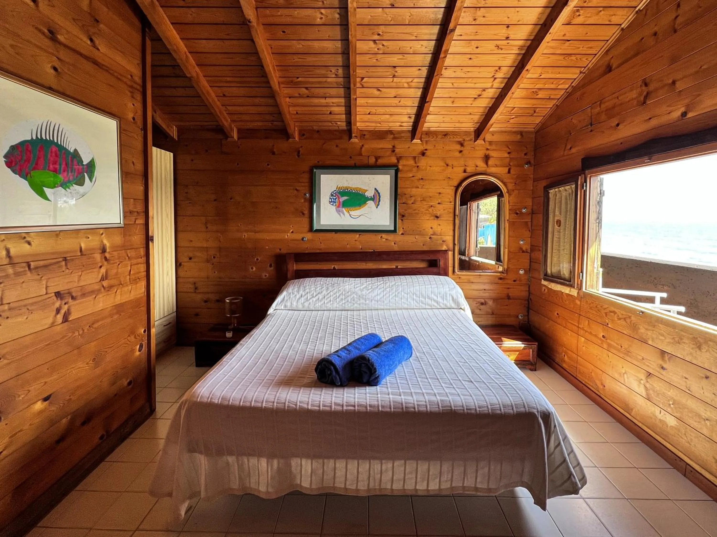 Bed in Aeneas' Landing Resort