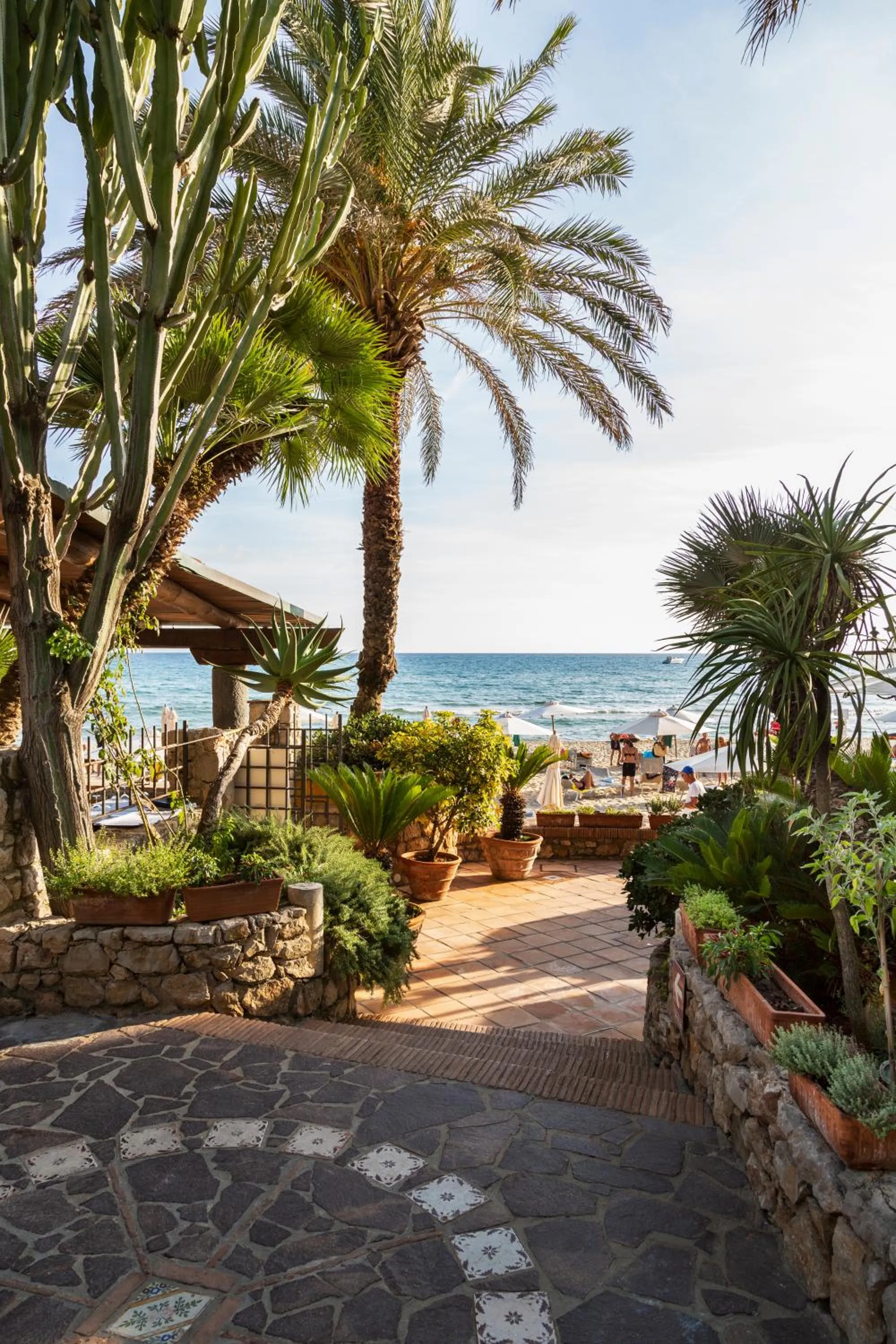 Day in Aeneas' Landing Resort