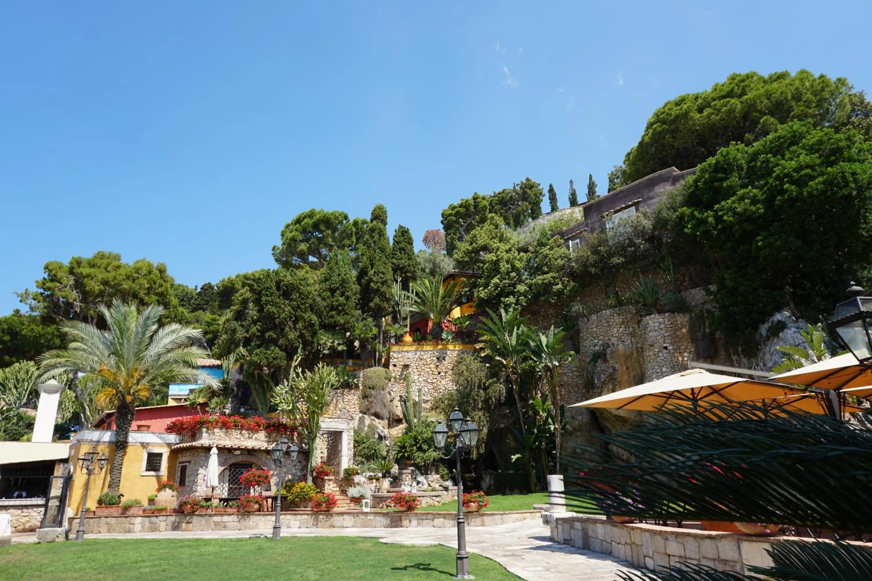 Garden in Aeneas' Landing Resort