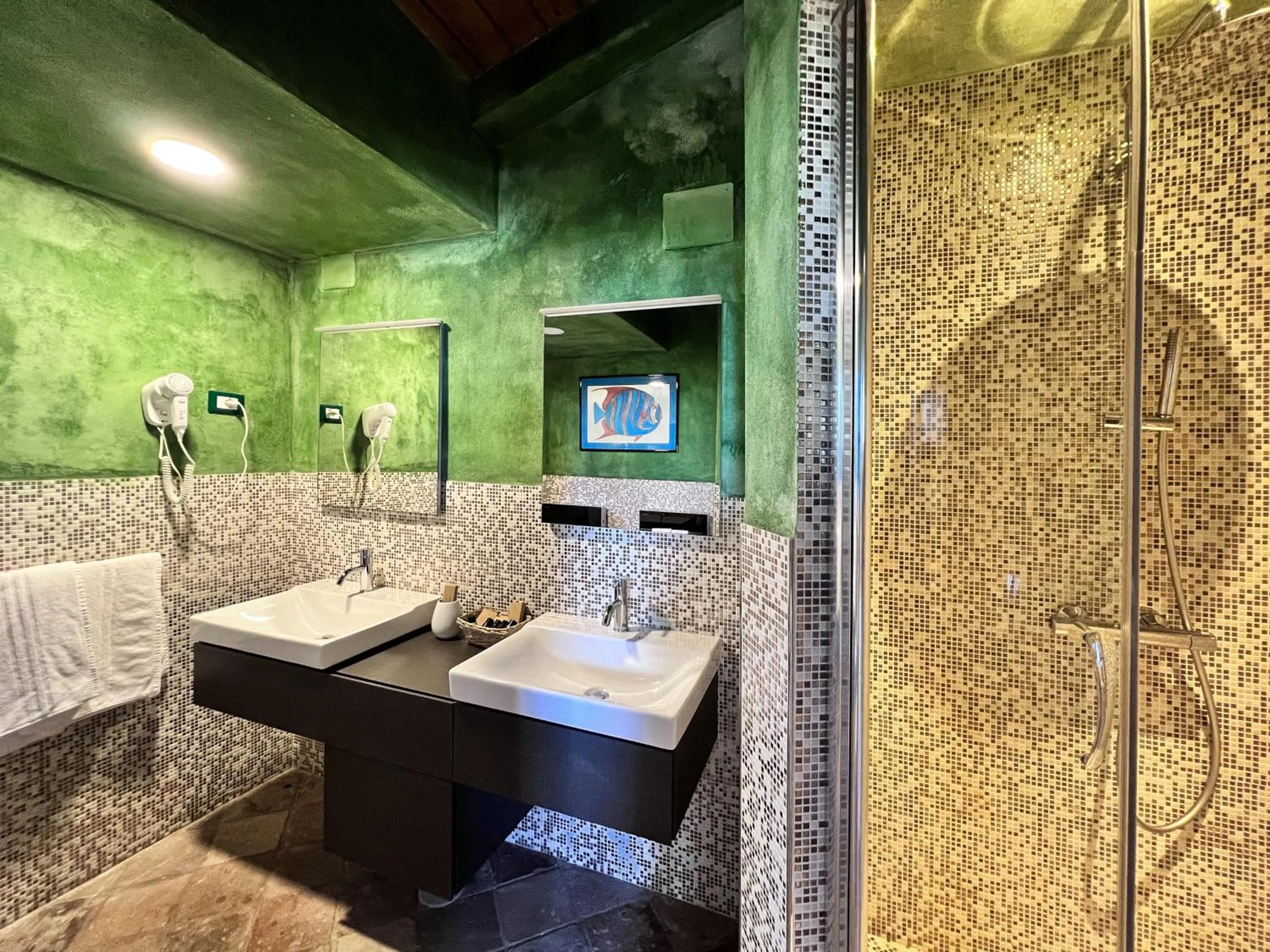 Bathroom in Aeneas' Landing Resort