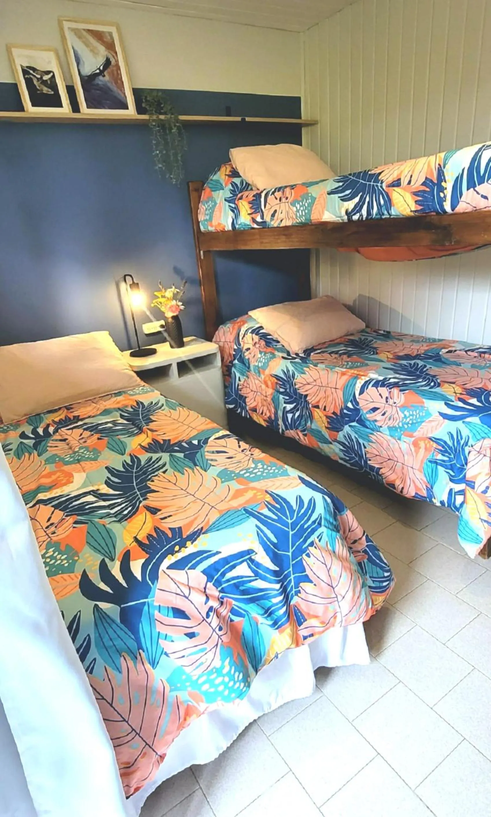 Double Room with Extra Bed - single occupancy in Lago Argentino Hostel