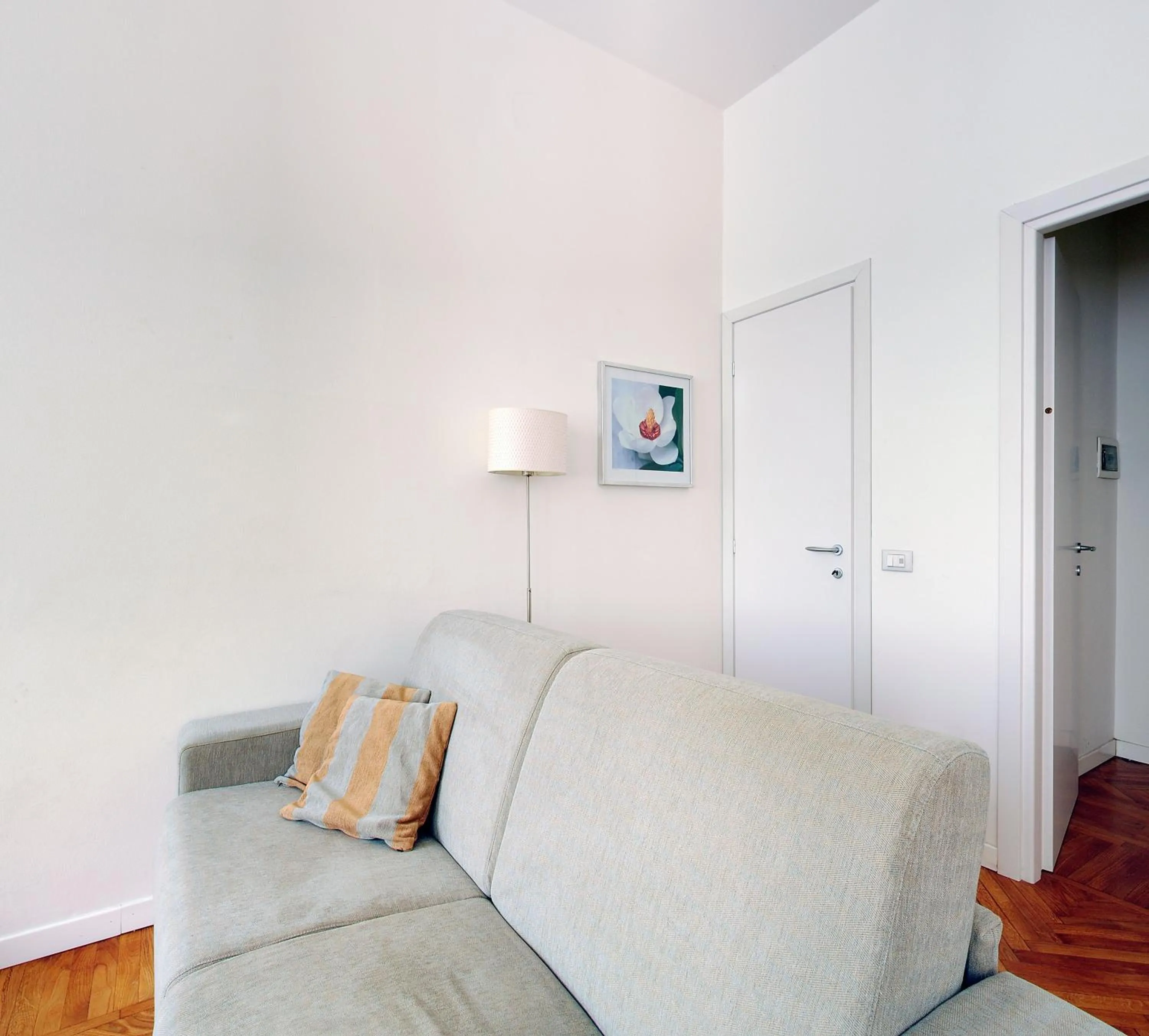 Living room in Milan Apartment Rental