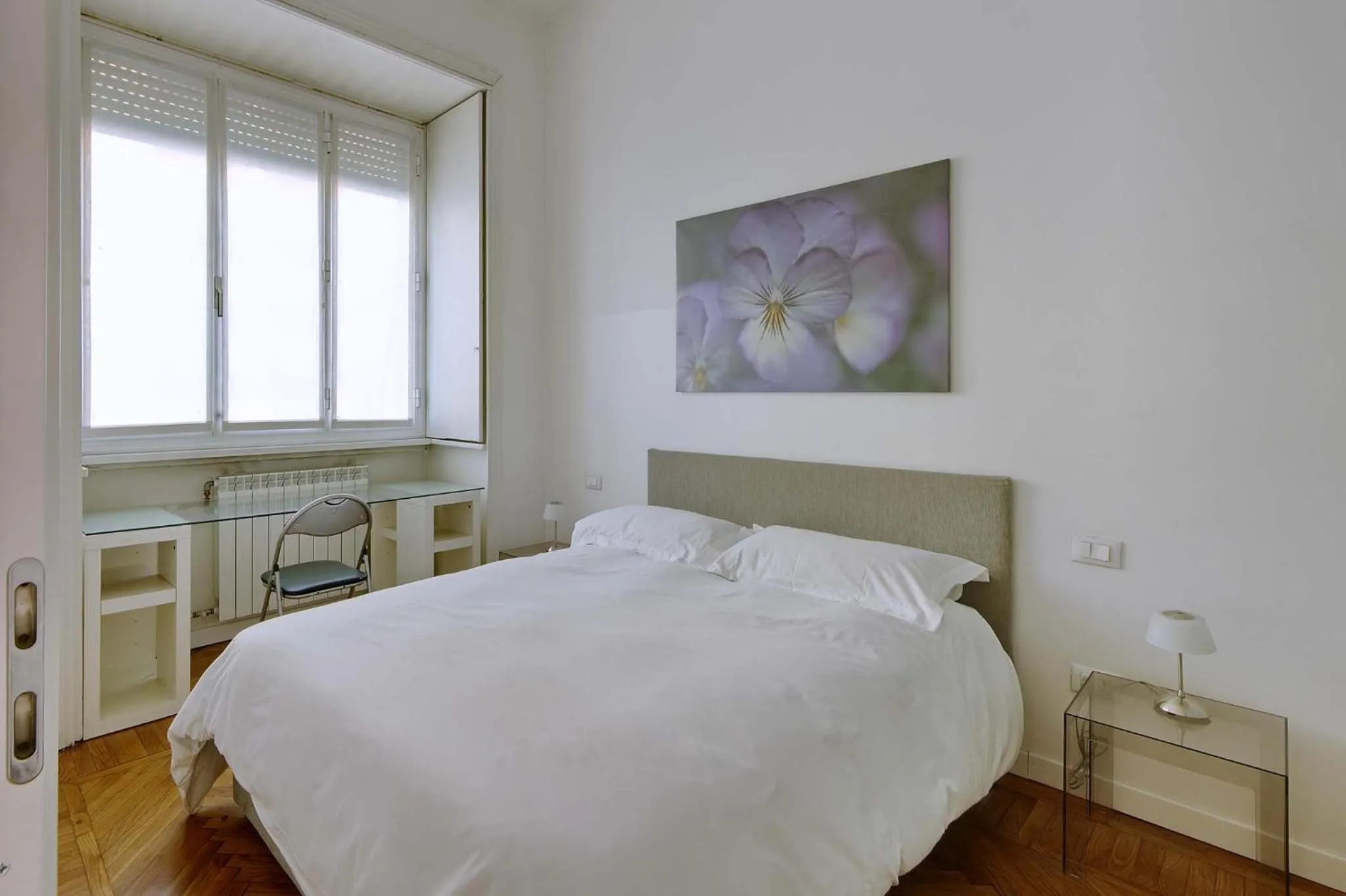 Bedroom, Bed in Milan Apartment Rental