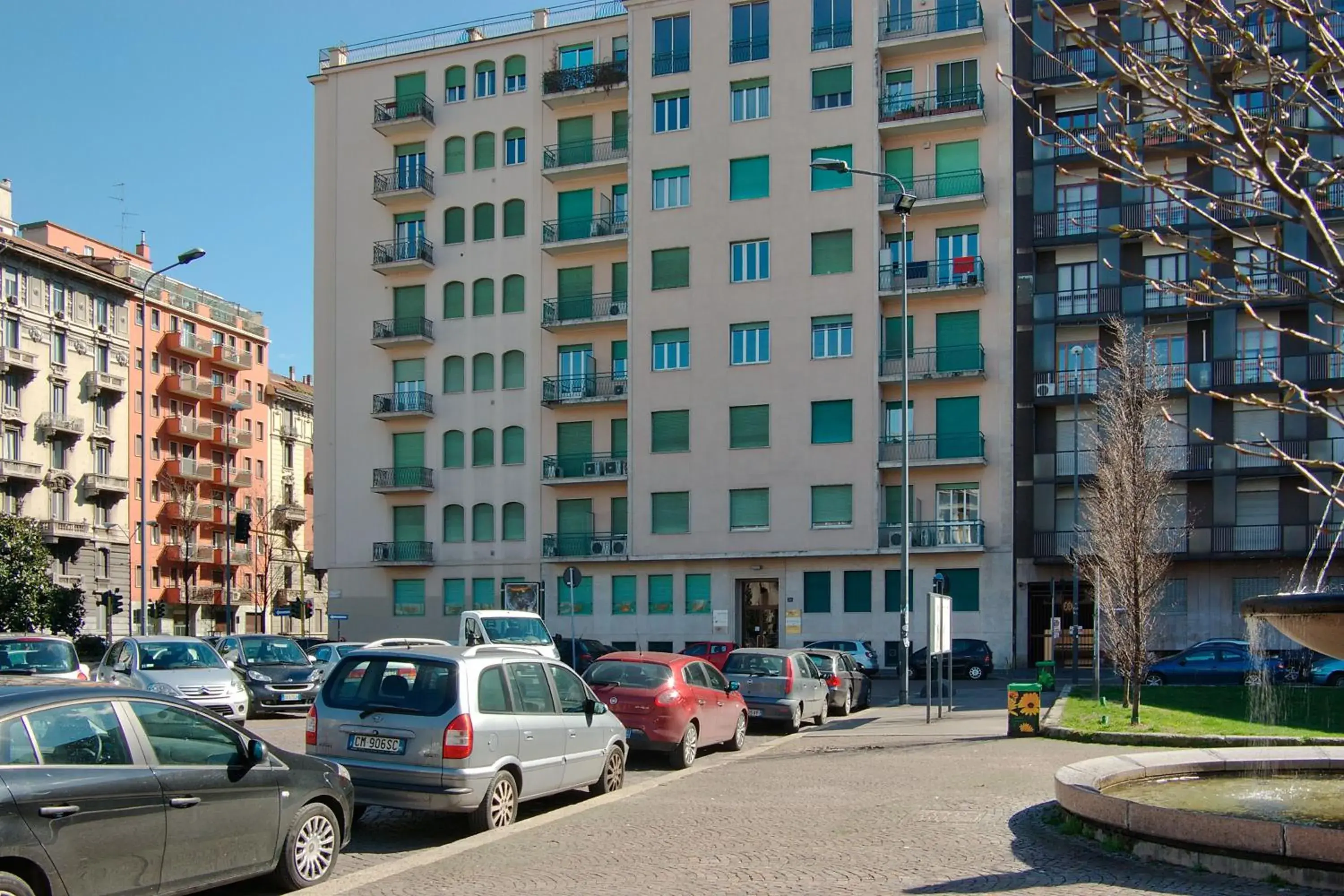 Facade/entrance in Milan Apartment Rental Facade/entrance in Milan Apartment Rental