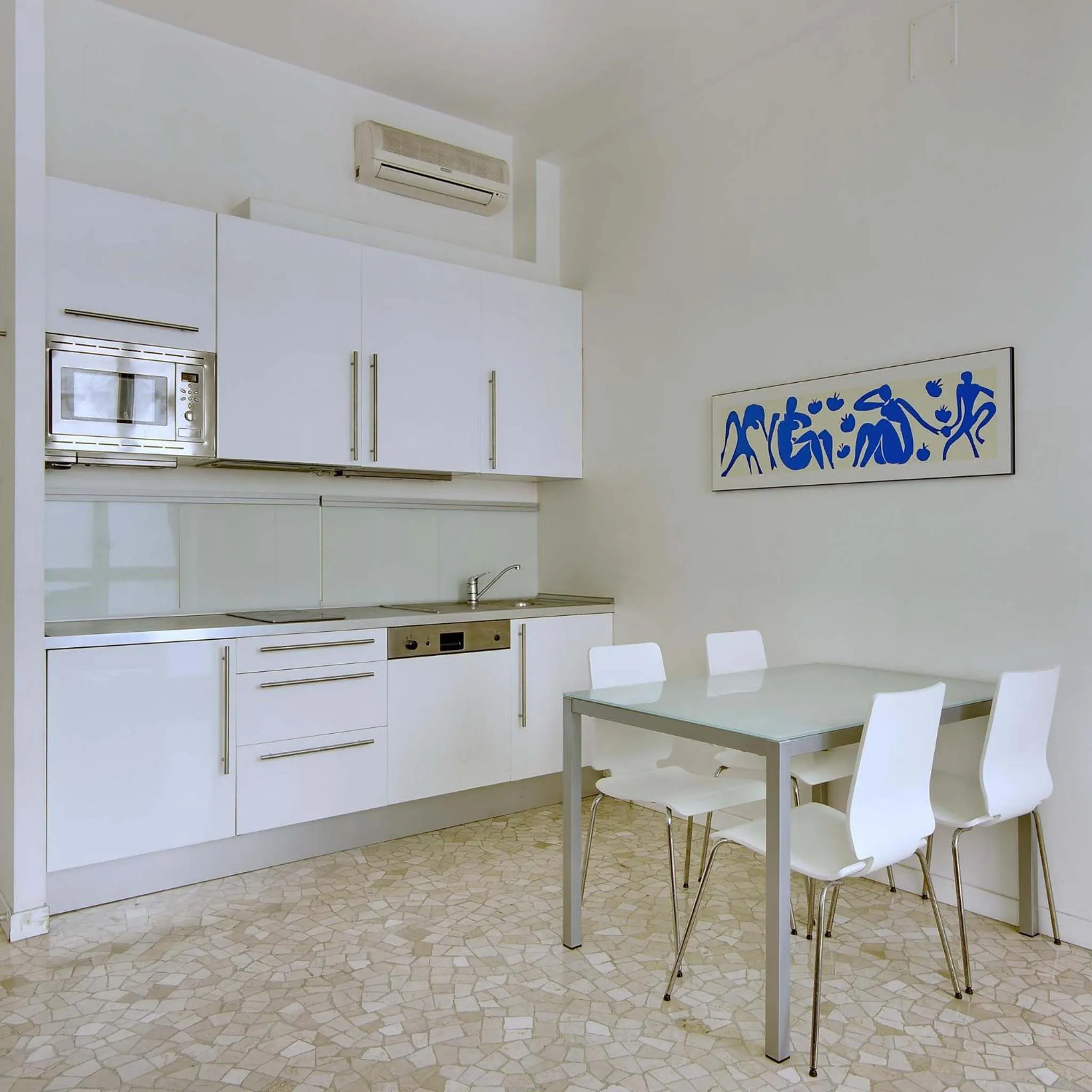 Dining area in Milan Apartment Rental