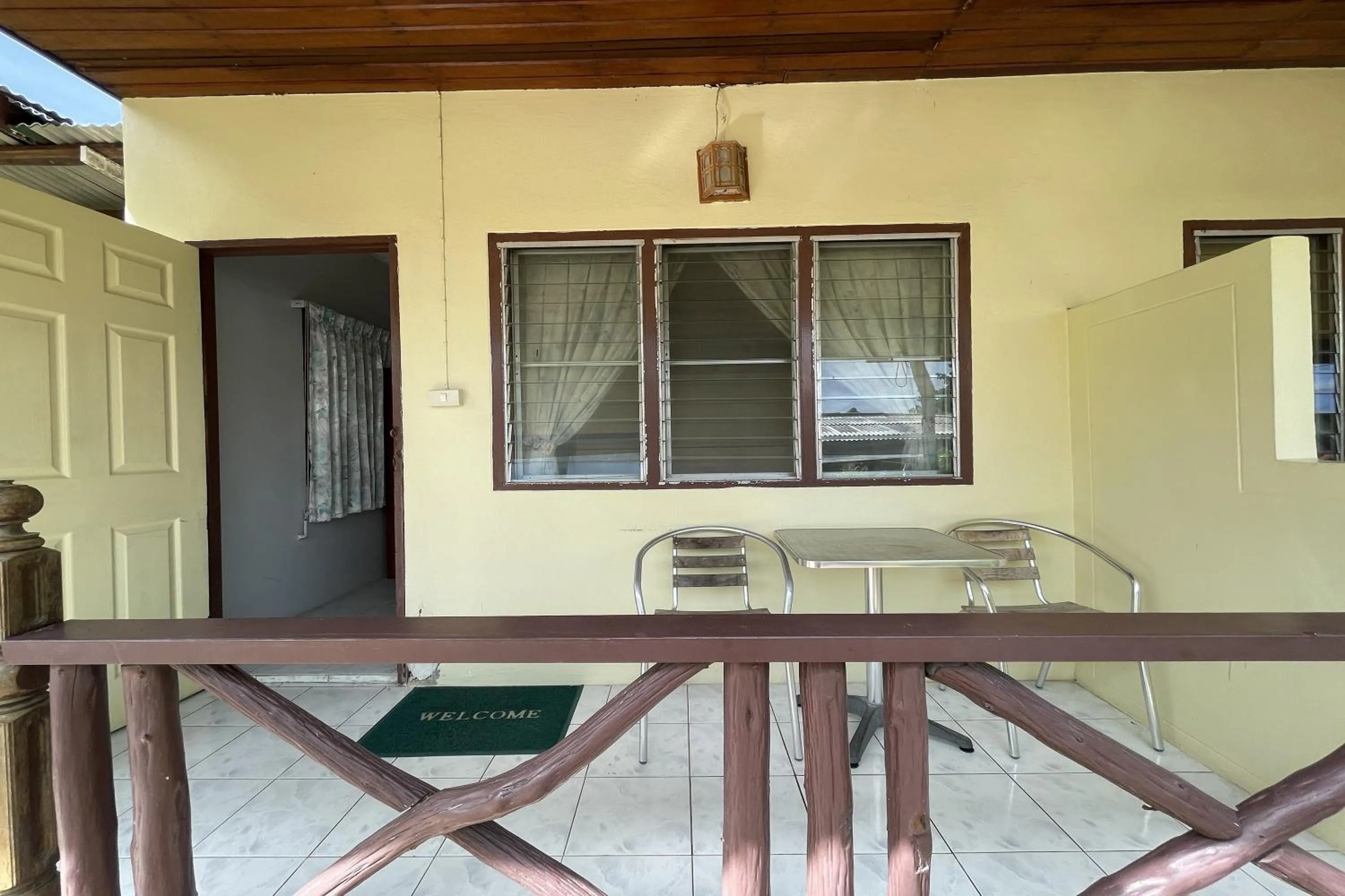 Seating area in Sea Breeze Bungalow