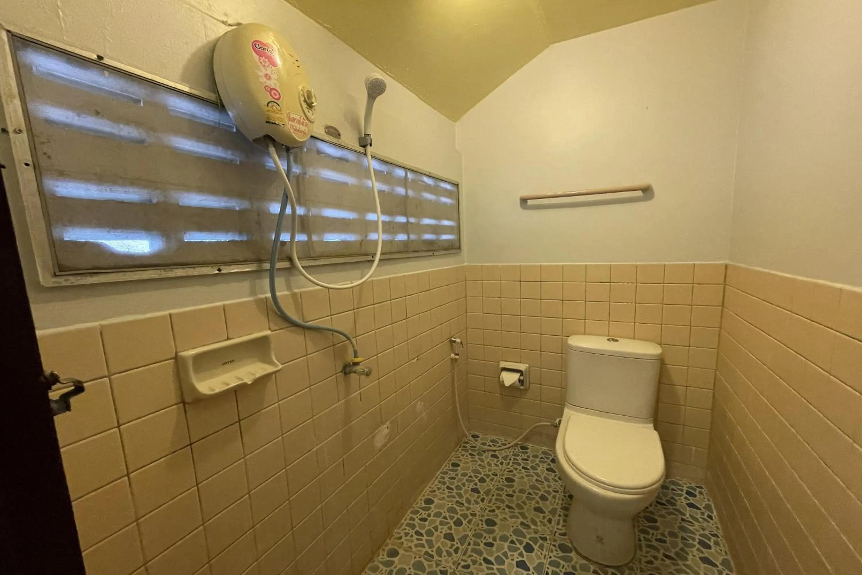 Bathroom in Sea Breeze Bungalow