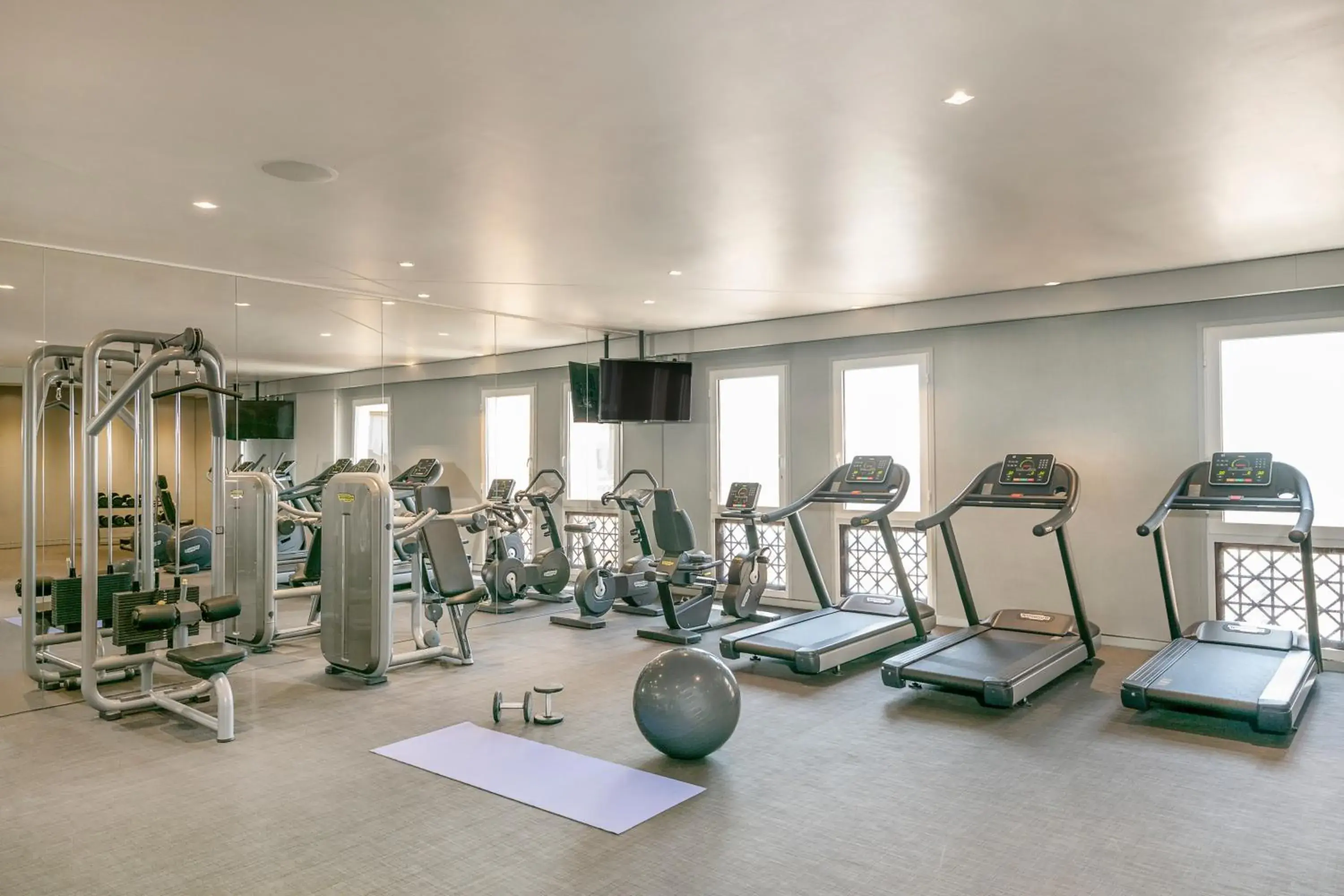 Fitness centre/facilities in Hyatt Place Dubai Wasl District Residences Fitness centre/facilities in Hyatt Place Dubai Wasl District Residences