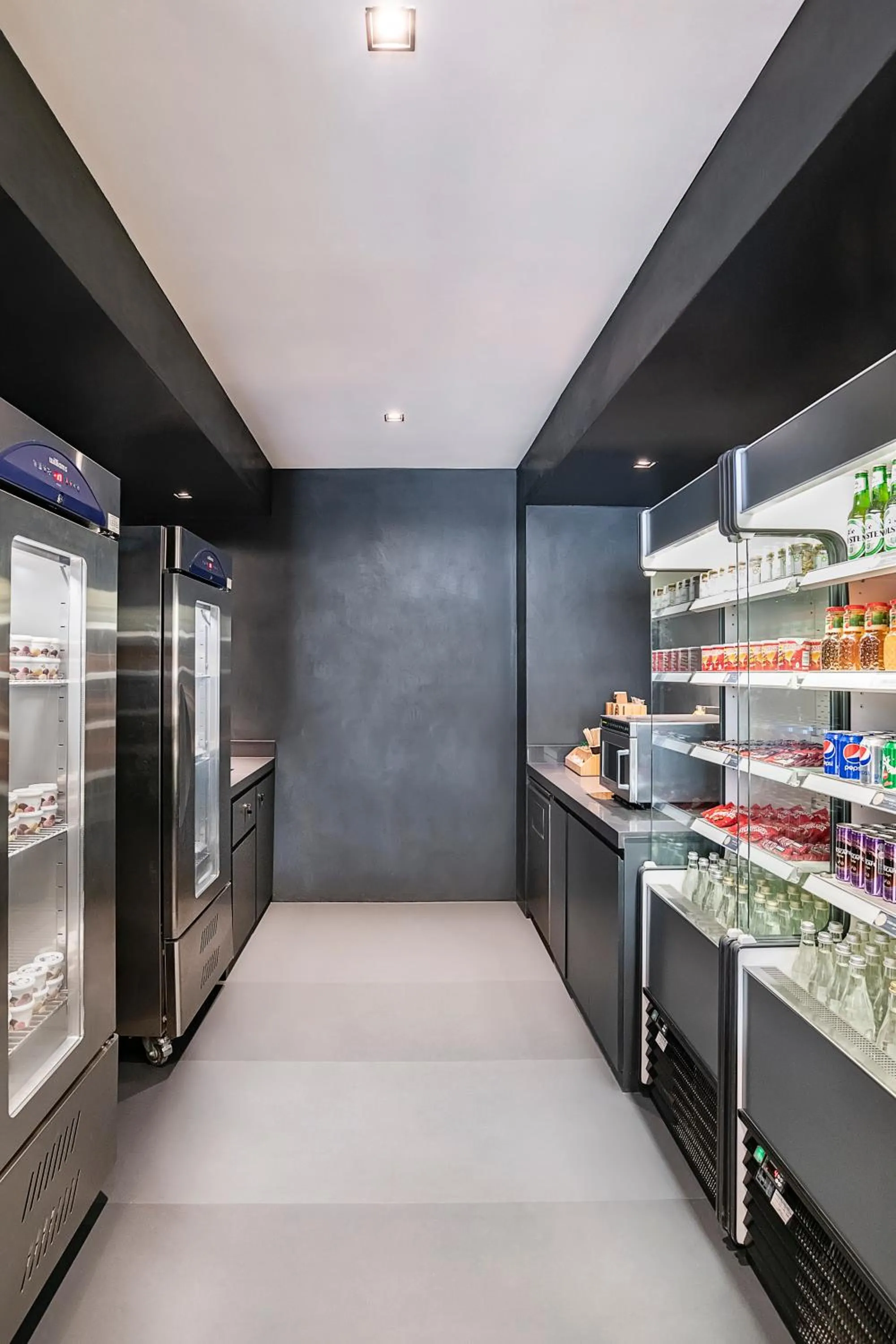 Food and drinks in Hyatt Place Dubai Wasl District Residences